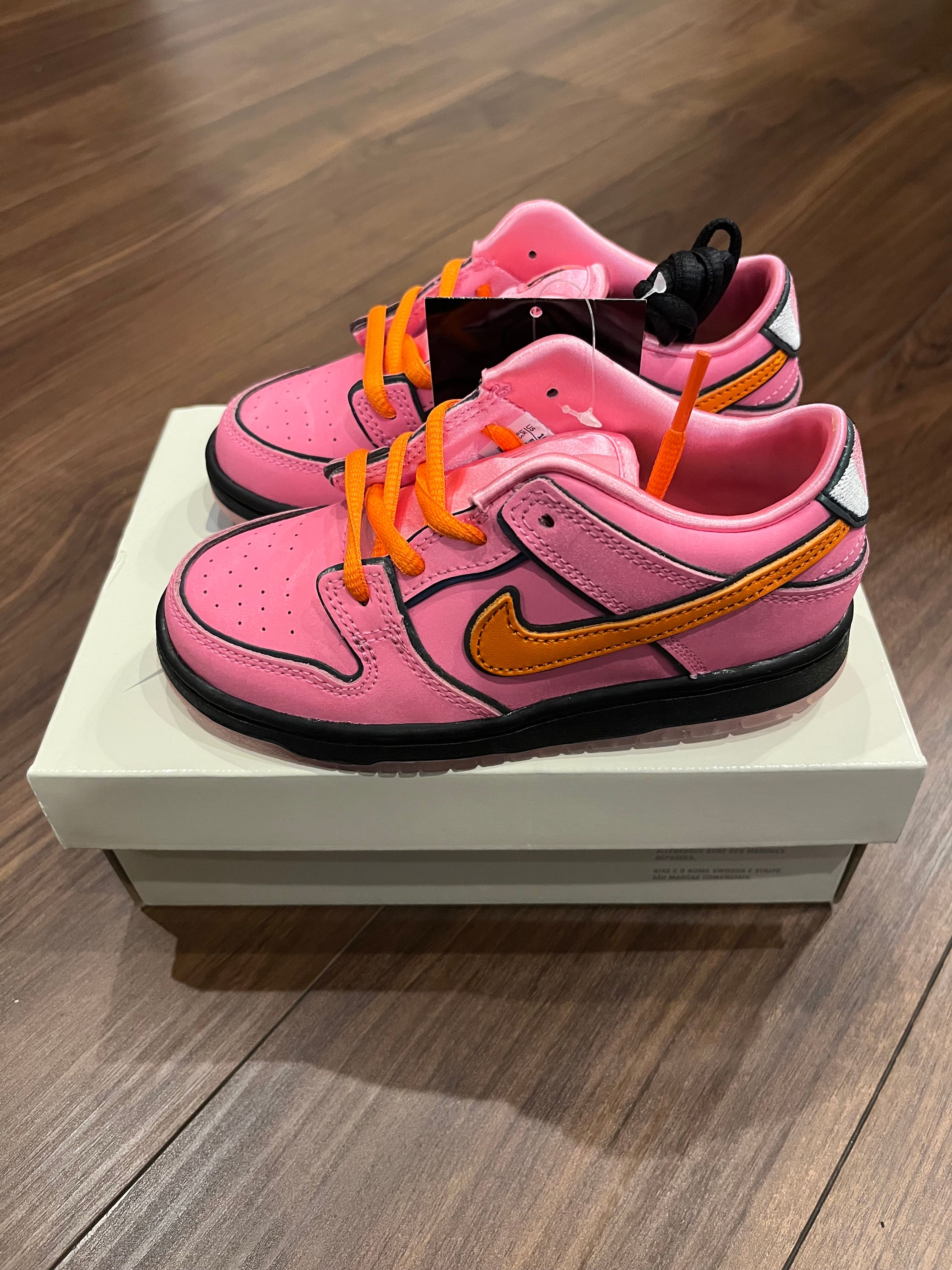 The Powerpuff Girls × Nike SB TD Dunk Low Pro QS "Blossom"