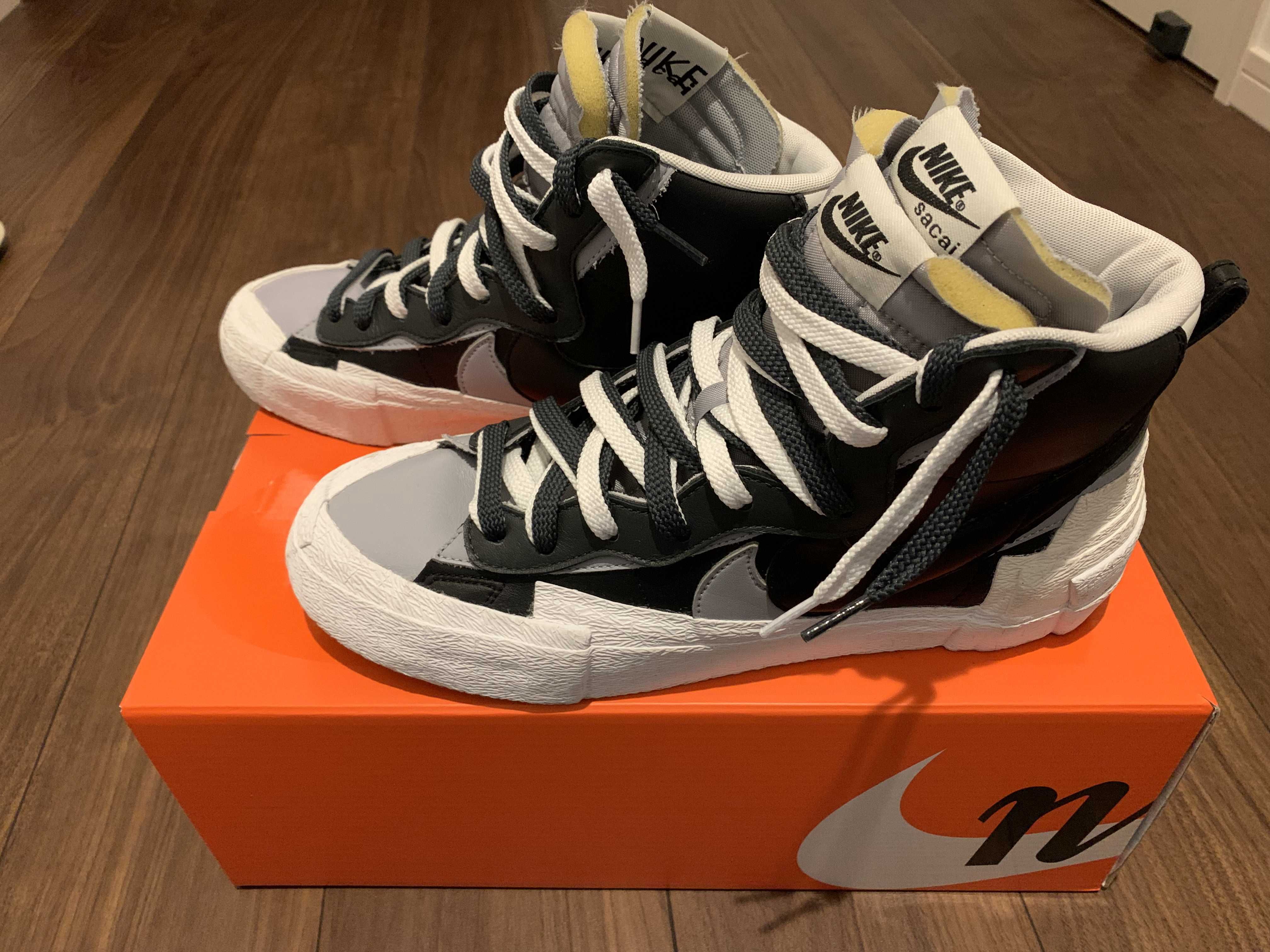 sacai × NIKE BLAZER MID "BLACK/WOLF GREY/WHITE"