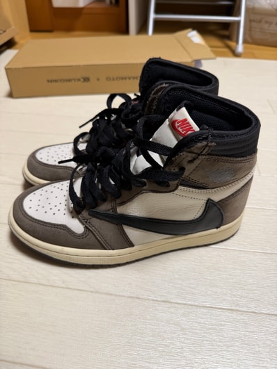 Travis Scott × Nike Air Jordan 1 Retro High OG TS SP "Sail/Dark Mocha"