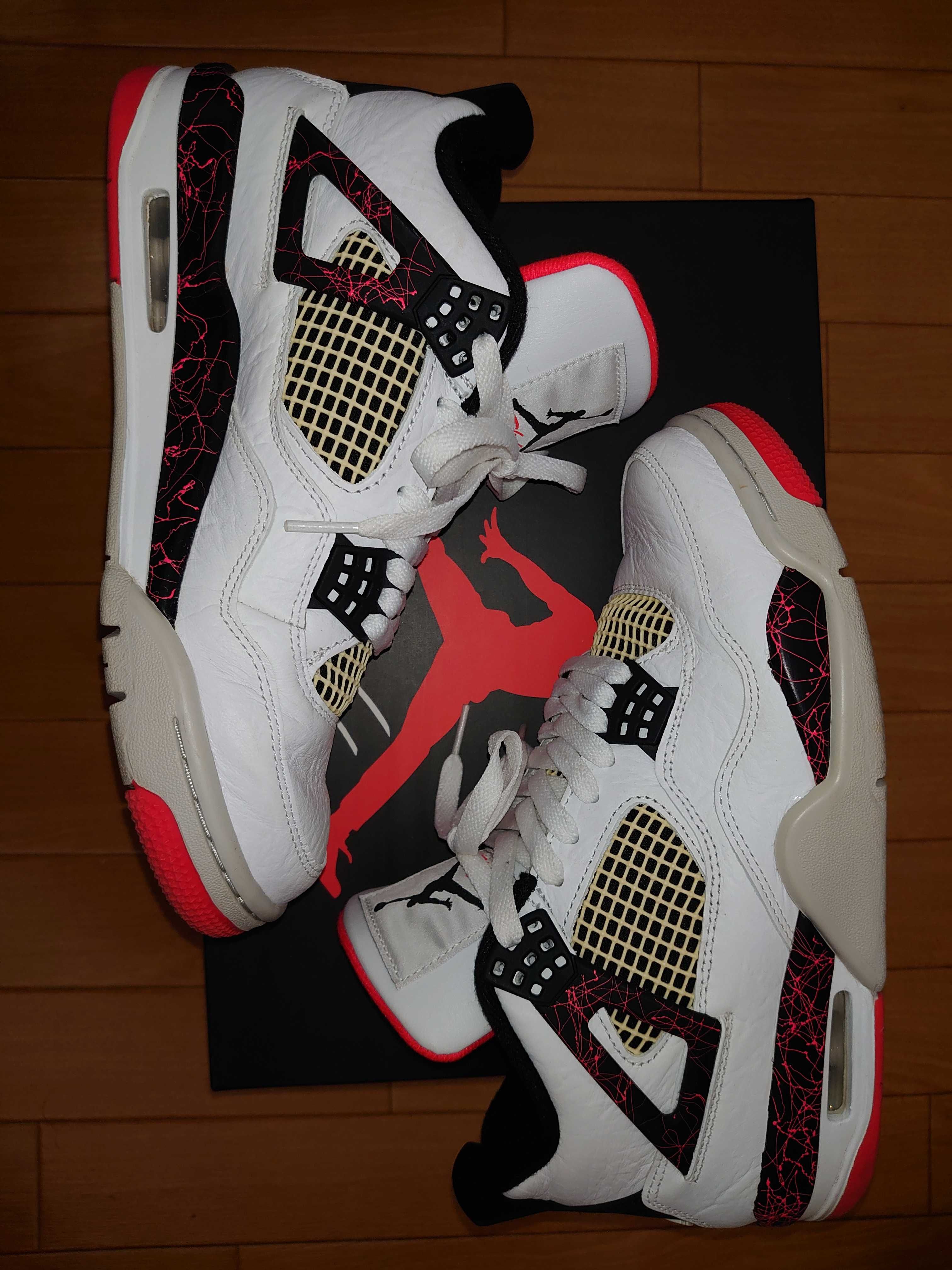 Nike Air Jordan 4 Retro "Flight Nostalgia"