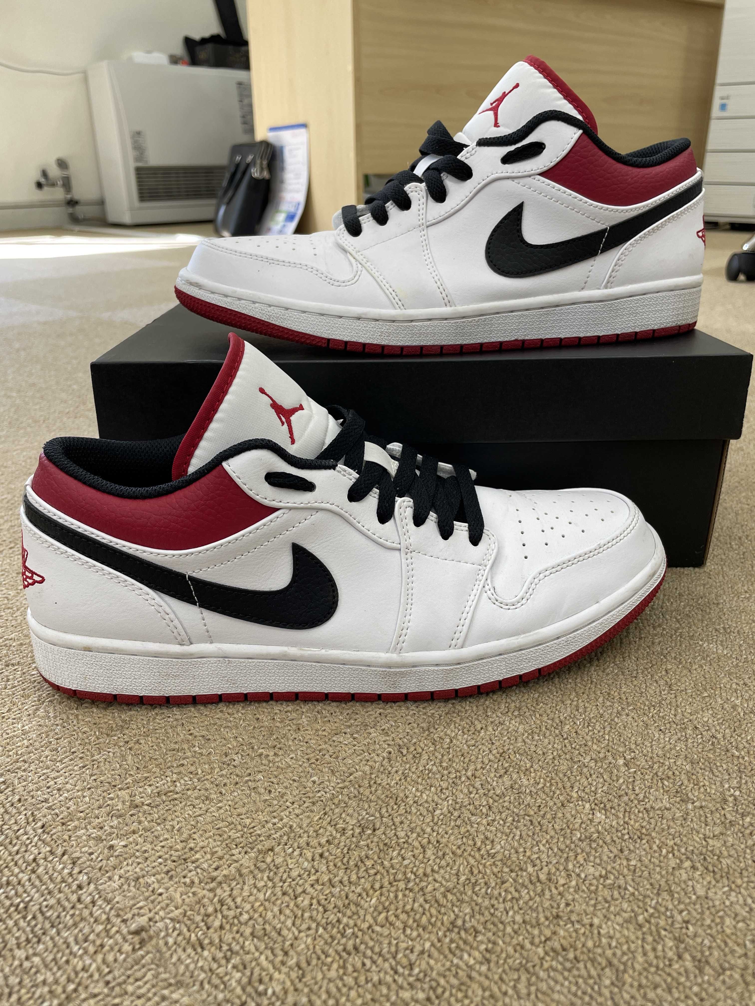 NIKE AIR JORDAN 1 LOW "WHITE/UNIVERSITY RED/BLACK"