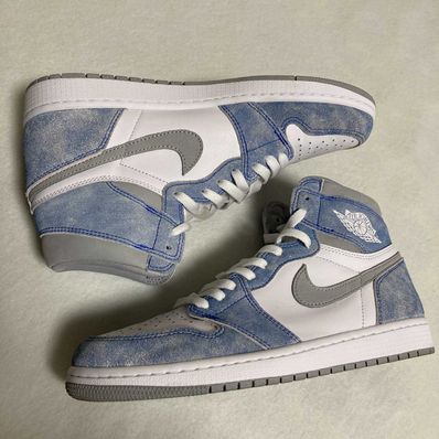 Nike Air Jordan 1 High OG "Hyper Royal"