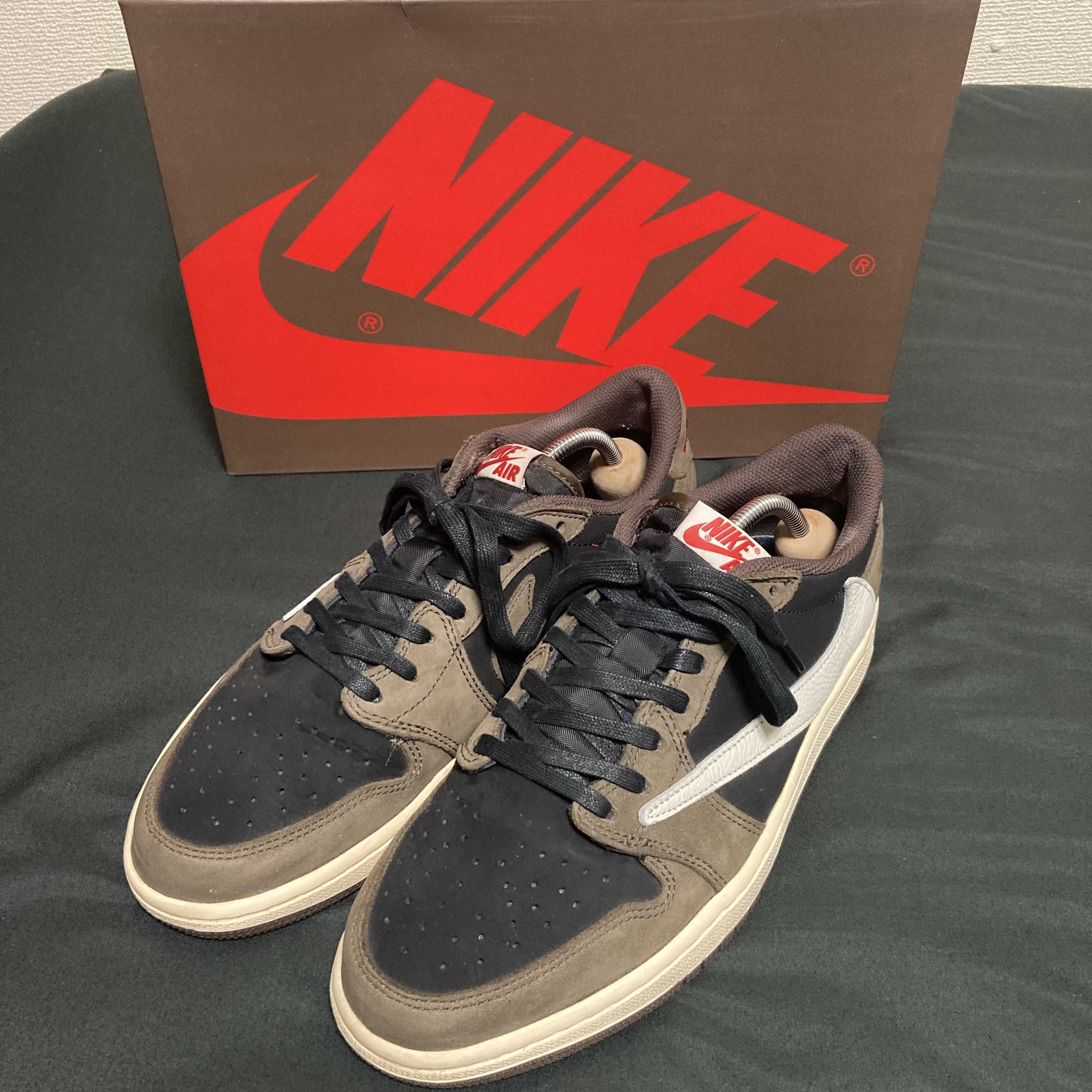 Travis Scott × Nike Air Jordan 1 Low OG SP-T "Black/Dark Mocha"