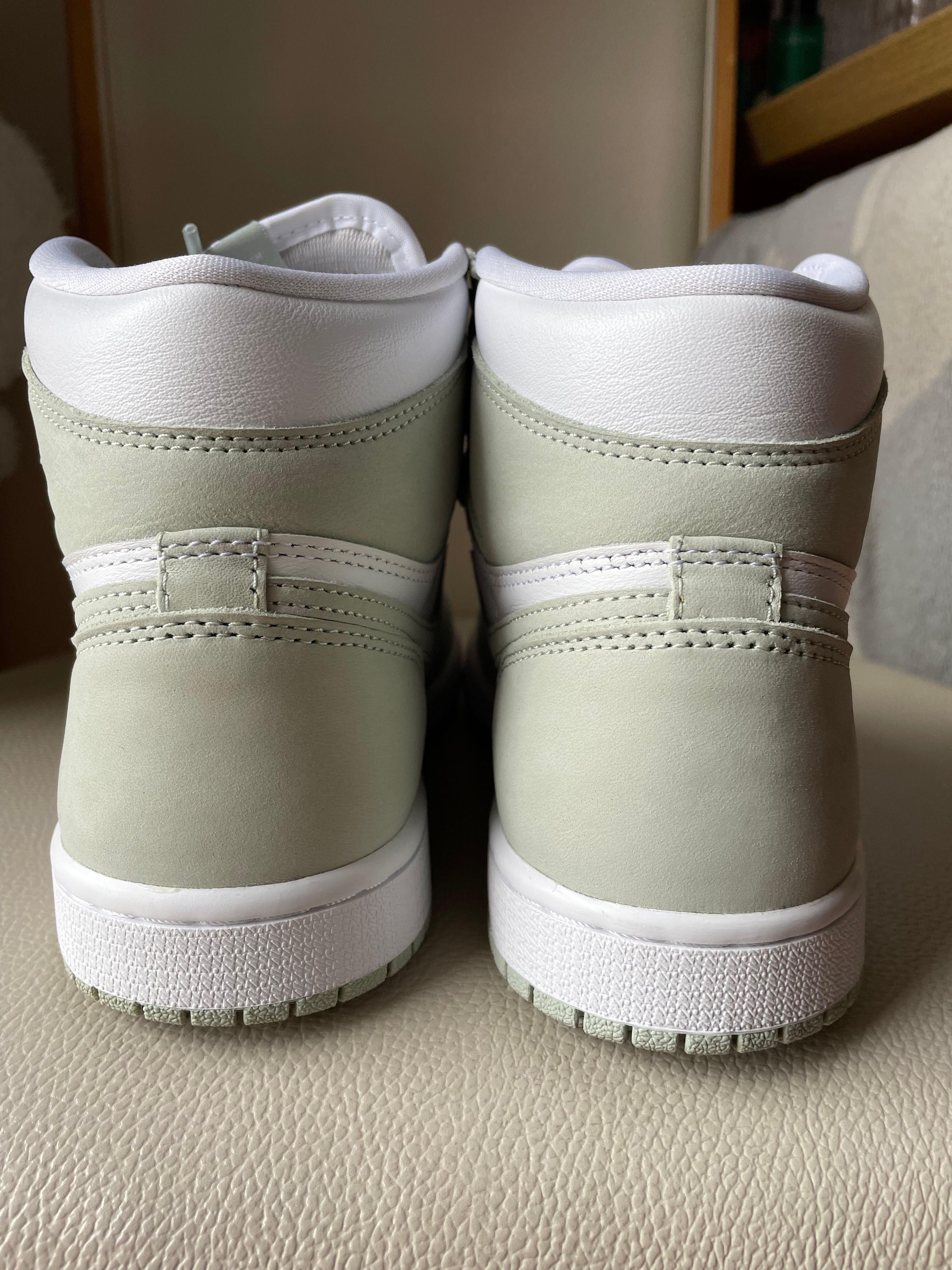 Nike Women's Air Jordan 1 High OG "Seafoam"