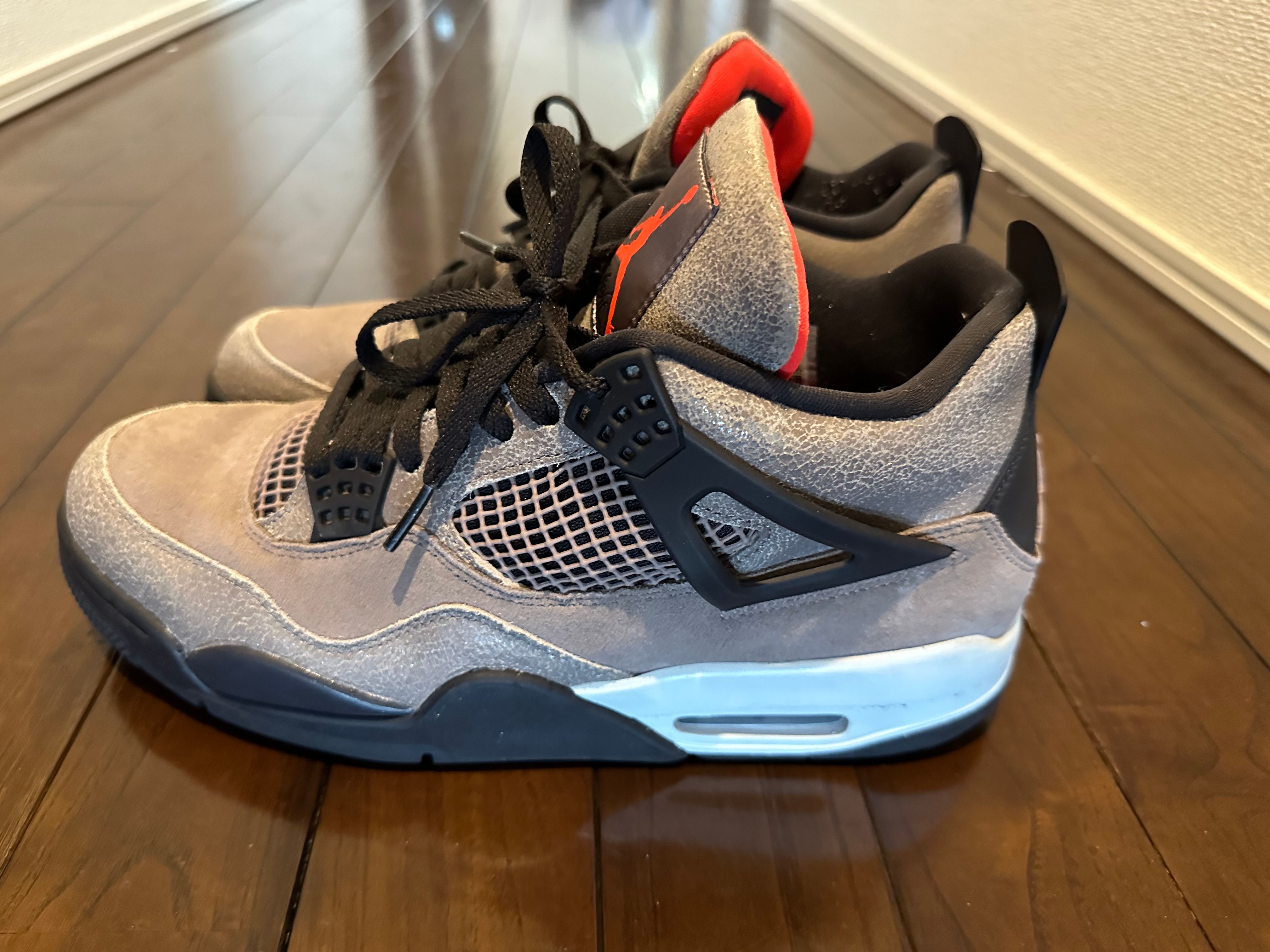 Nike Air Jordan 4 "Taupe Haze"   