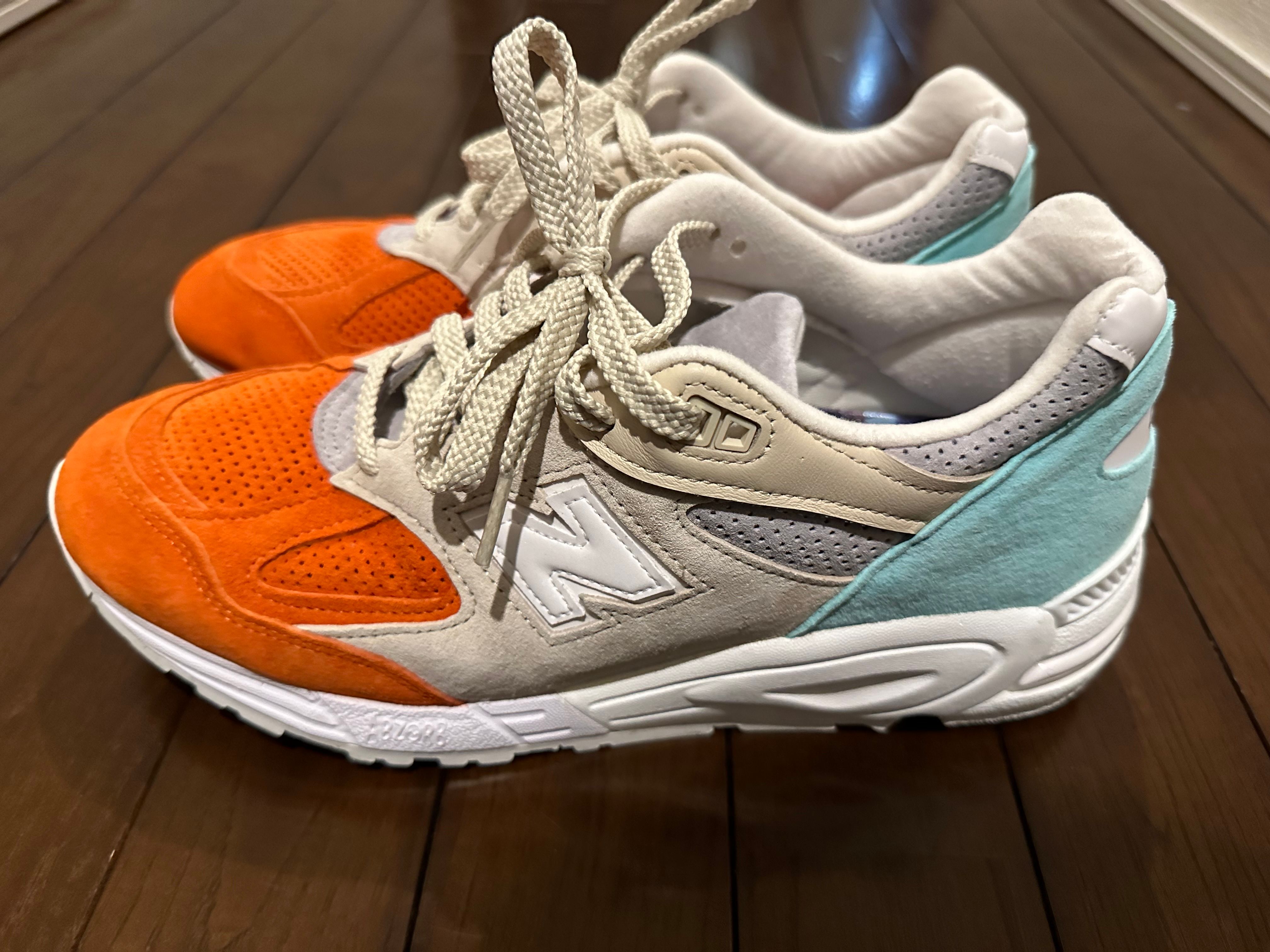 KITH × New Balance 990V2 "Cyclades"