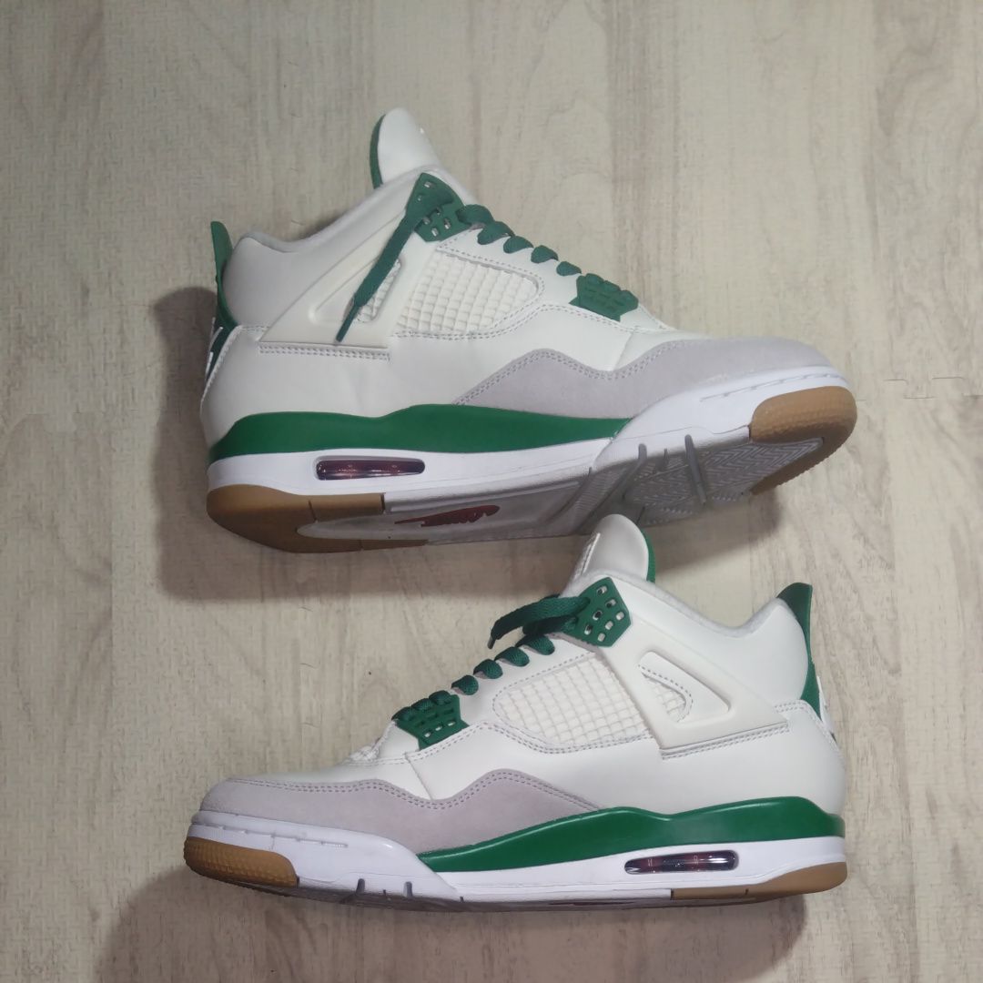 Nike SB × Air Jordan 4 Retro SP "Pine Green"
