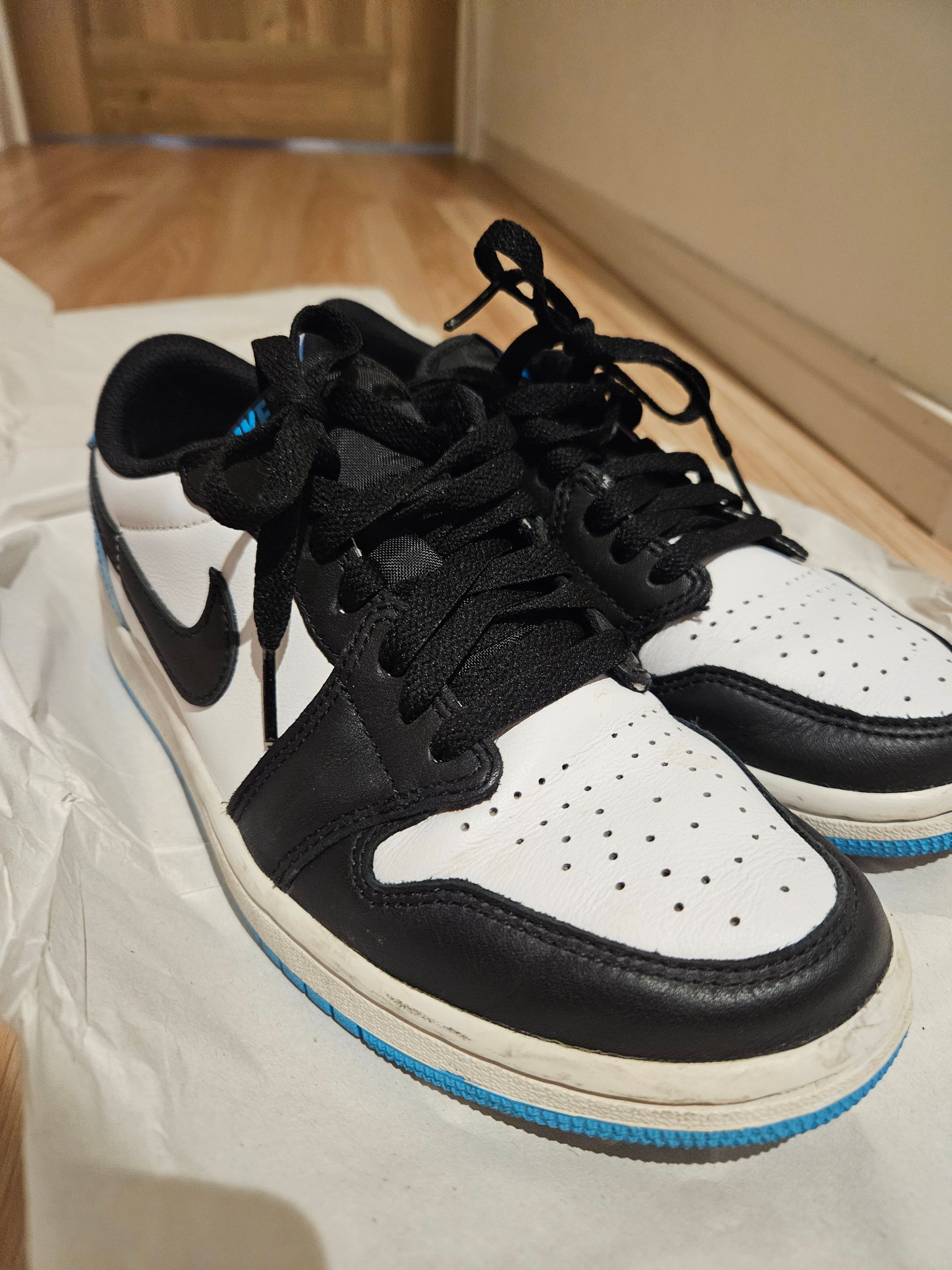 Nike Air Jordan 1 Low OG "Black and Dark Powder Blue/UNC"