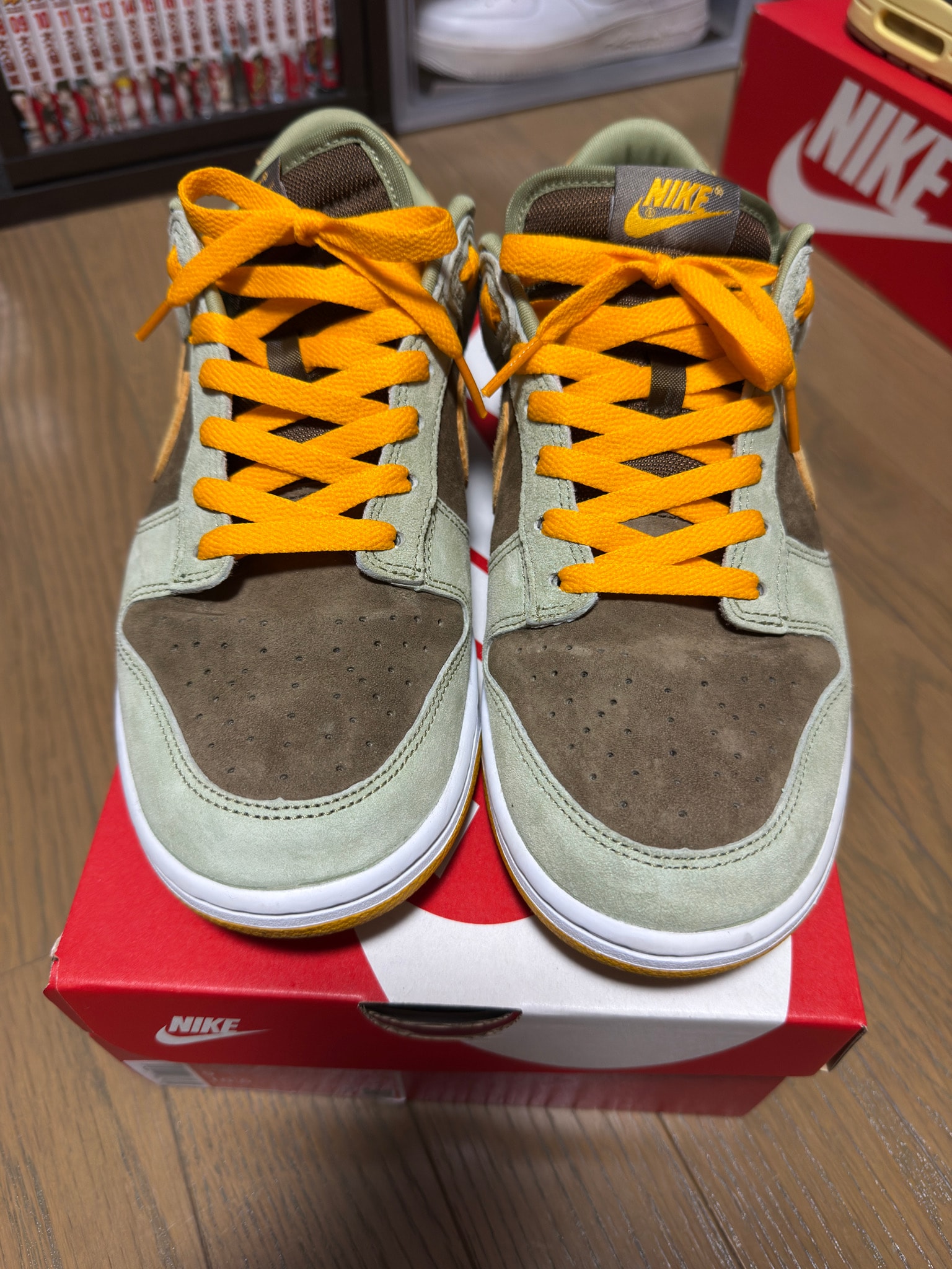 Nike Dunk Low SE "Dusty Olive"