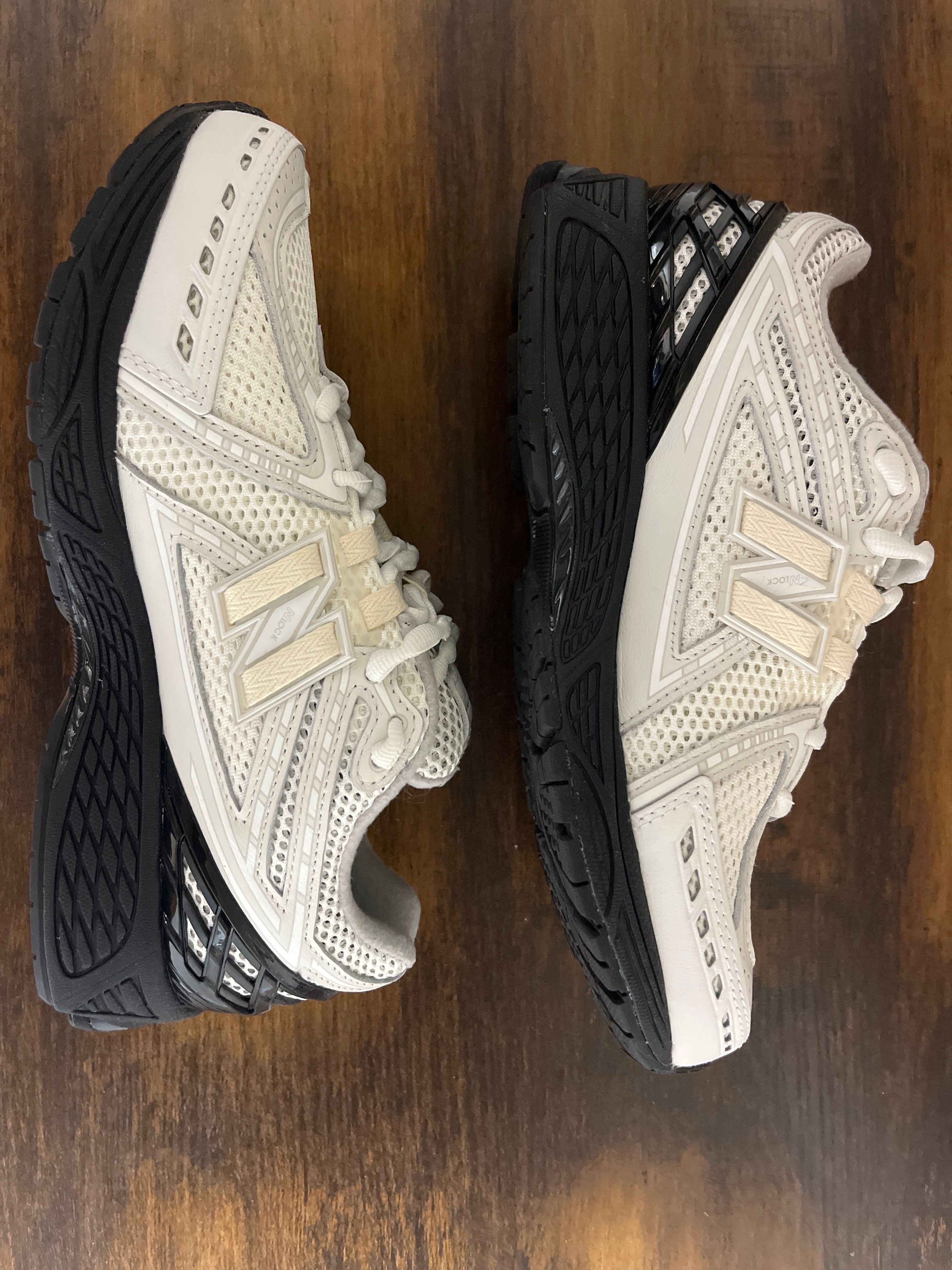 COMME des GARCONS HOMME × New Balance 1906R "White"