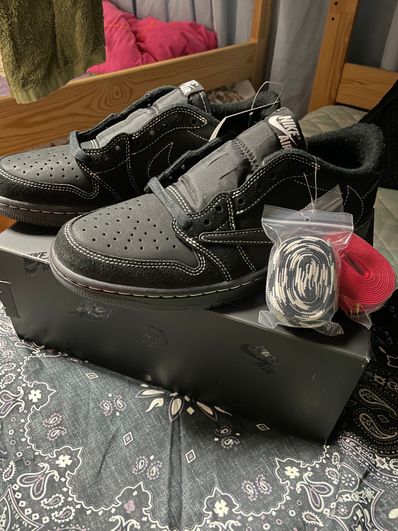 Travis Scott × Nike Air Jordan 1 Low OG SP "Black Phantom"