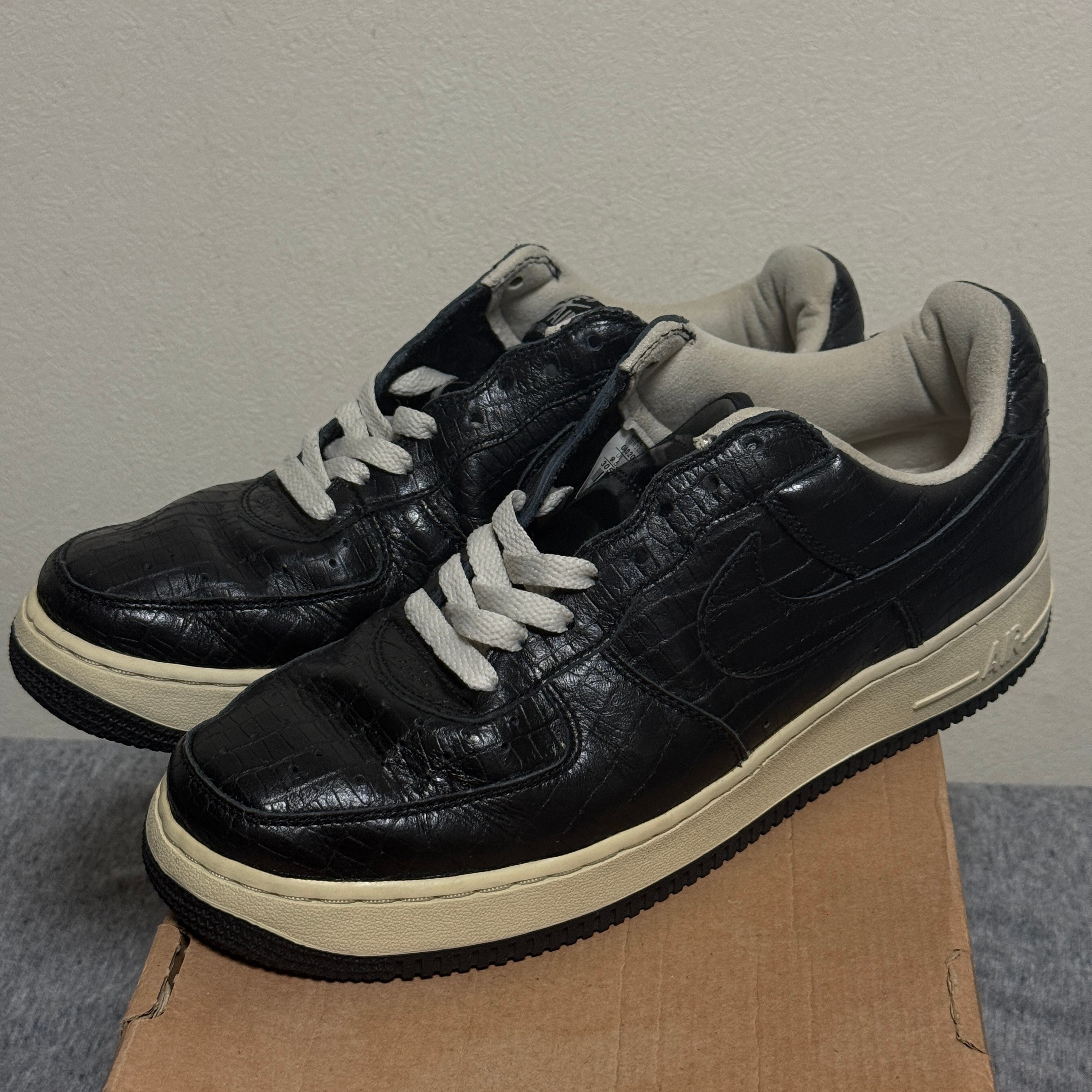 HTM2 × ナイキ エアフォース1 ロー 