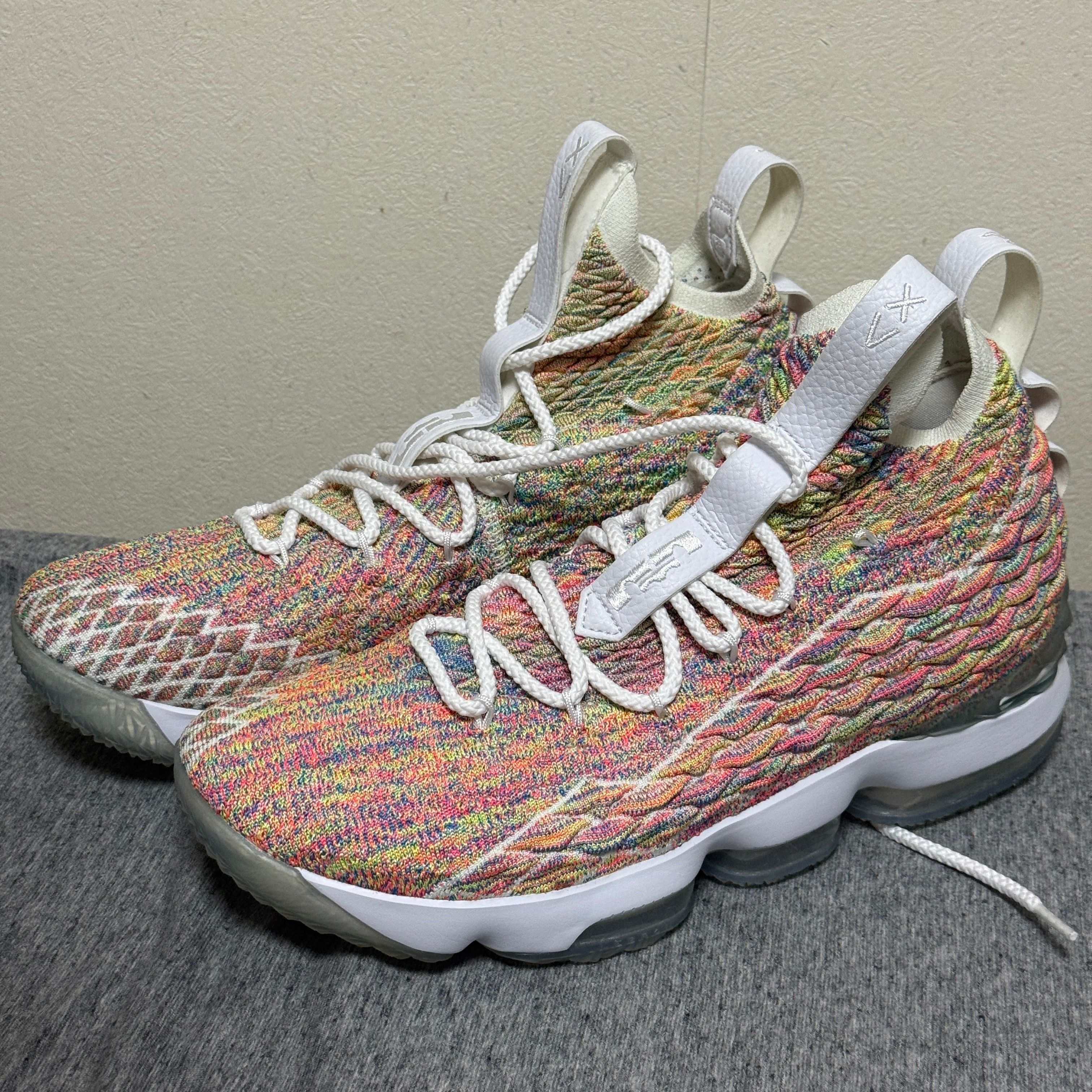 レブロン15(LEBRON 15)/ナイキ 人気の新作を安心売買