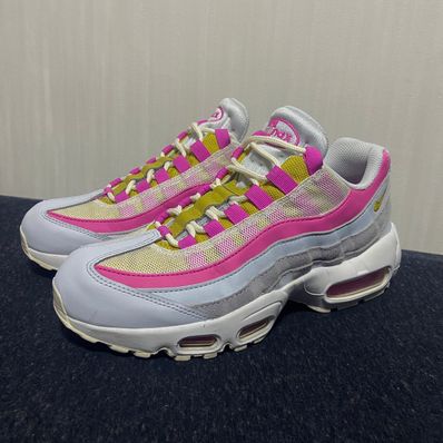 Nike Women's Air Max 95 "Football Grey/Saffron Quartz"