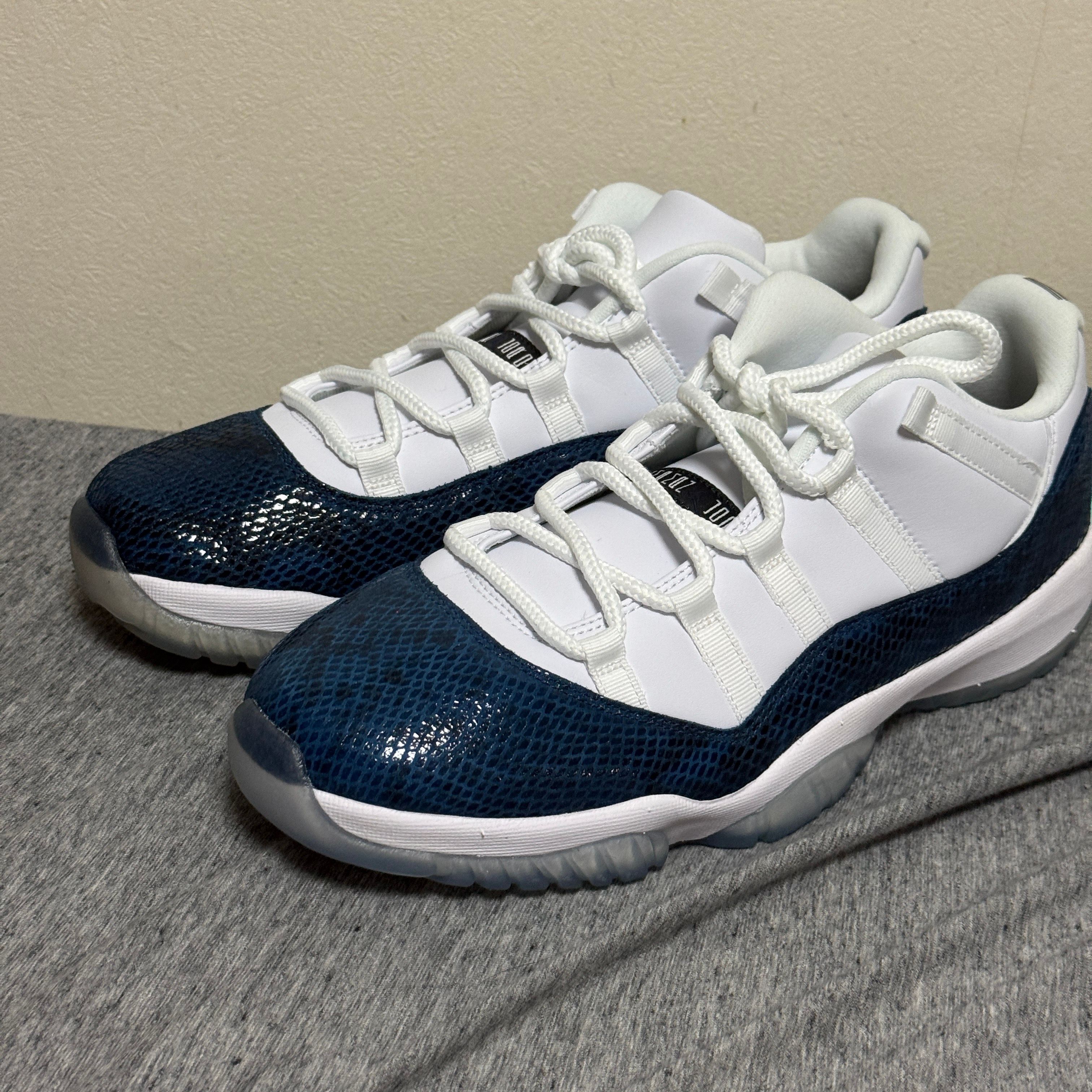 AIR JORDAN 11 LOW "SNAKESKIN"