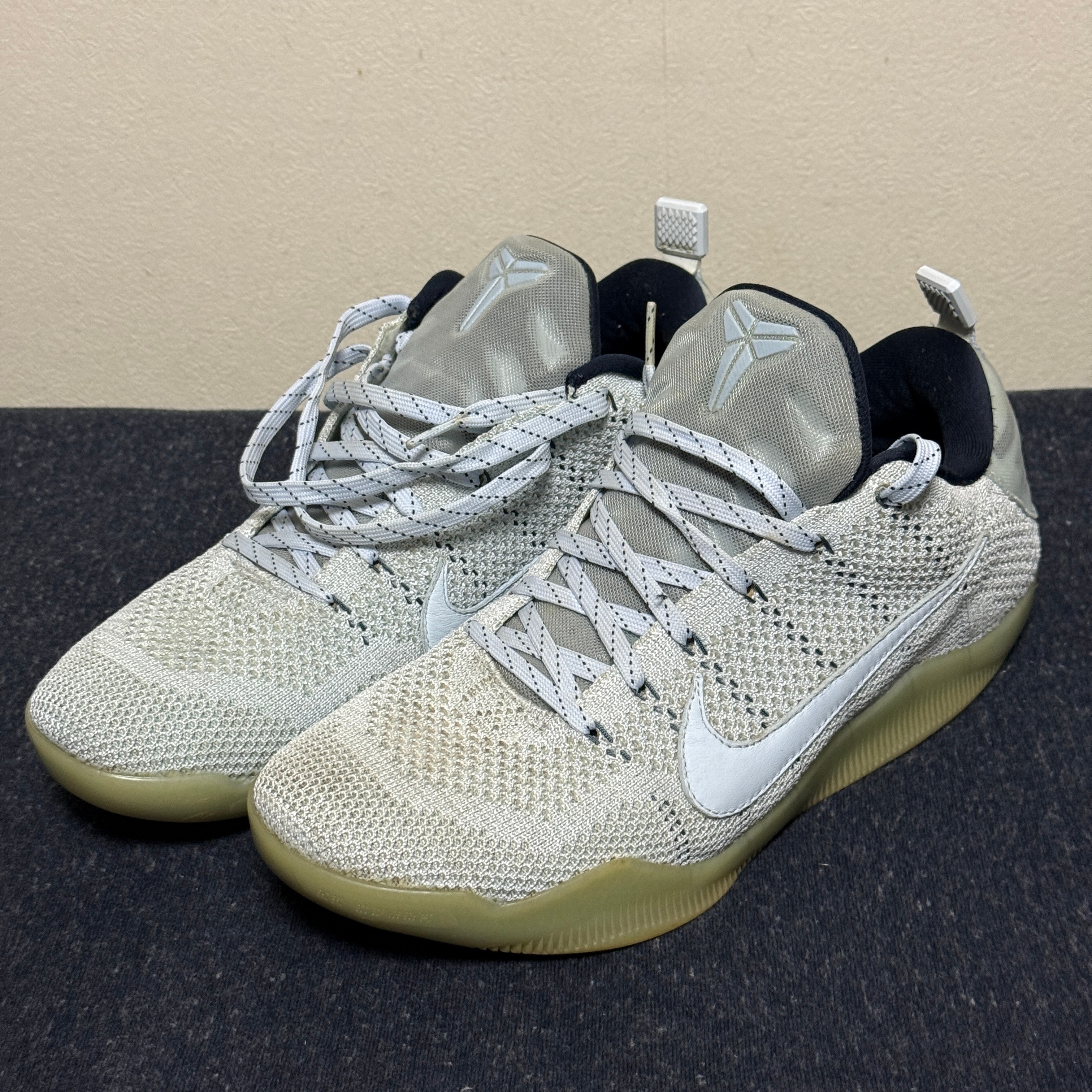 Nike Kobe 11 Elite Low 4KB "Pale Horse"