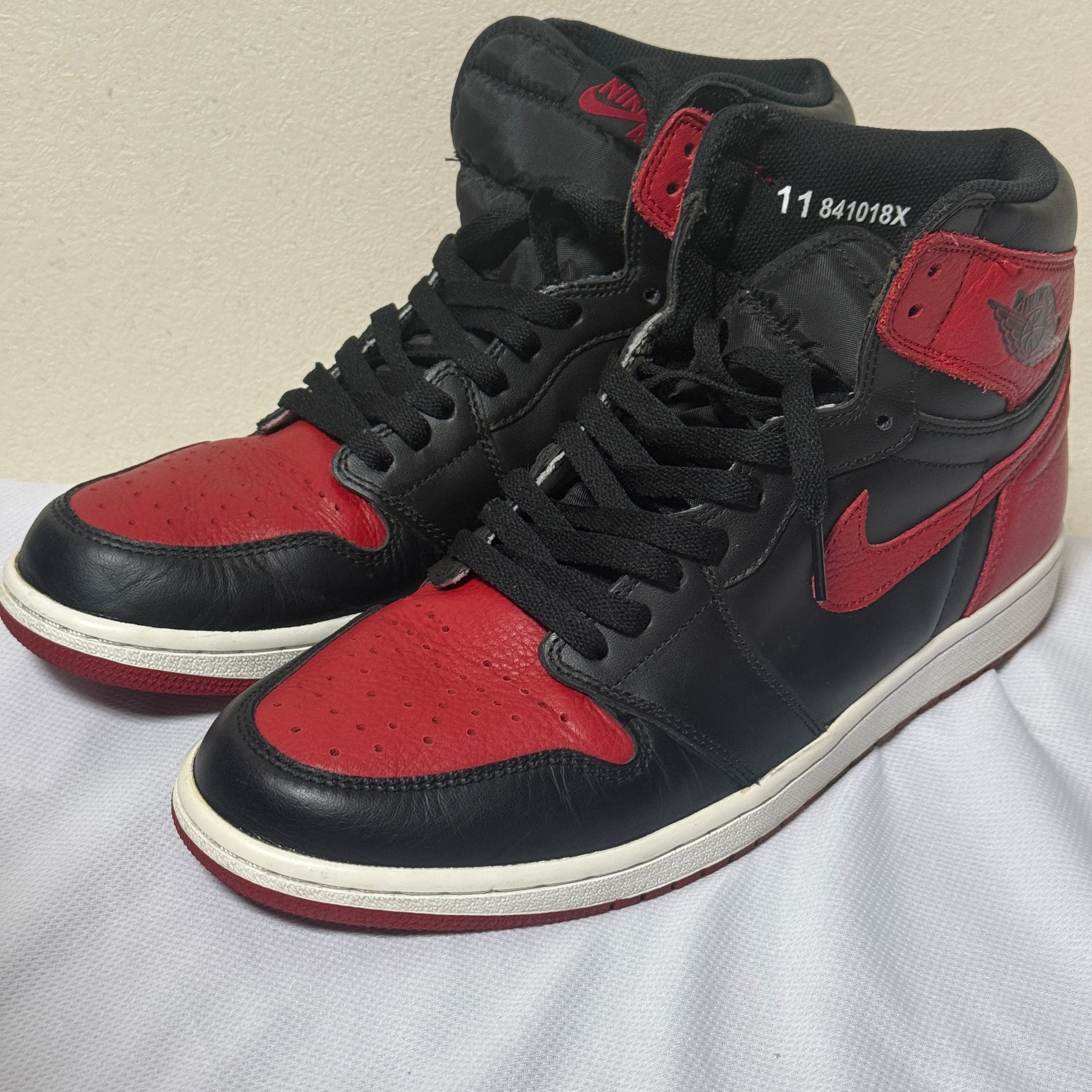 Nike Air Jordan 1 Retro High OG "Bred/Banned"