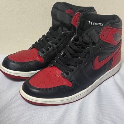 Nike Air Jordan 1 Retro High OG "Bred/Banned"