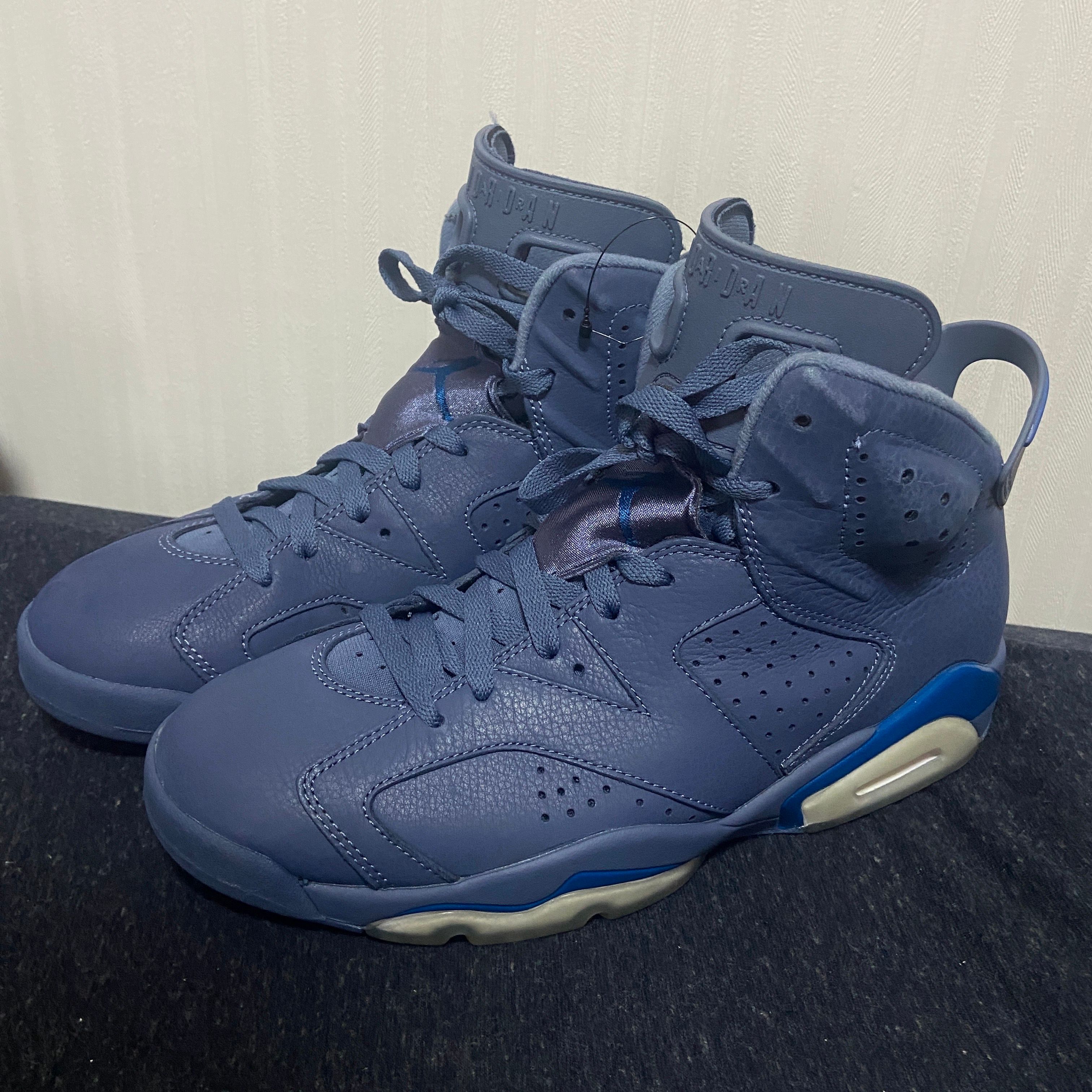 NIKE AIR JORDAN 6 RETRO DIFFUSED BLUE