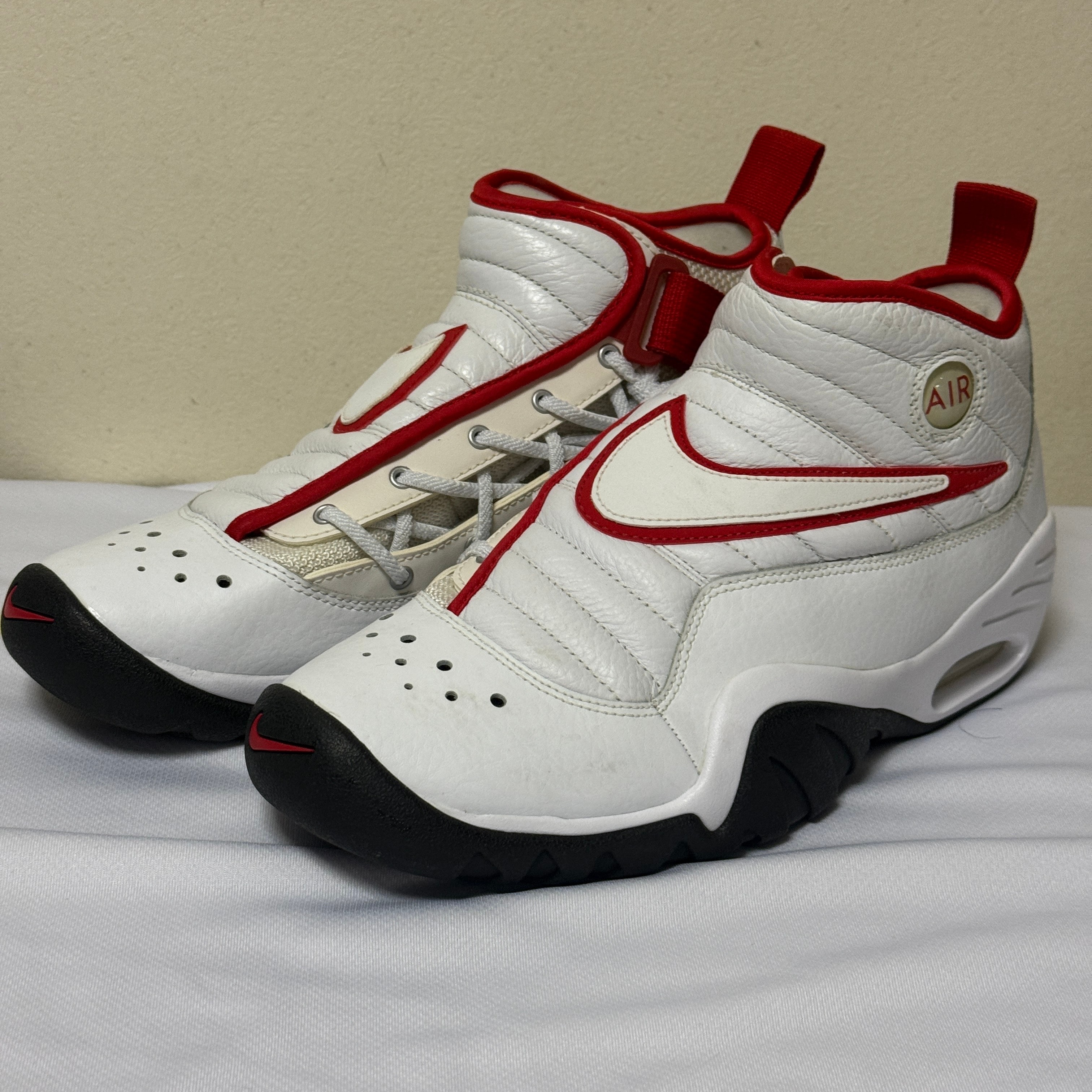 ナイキ エアシェイク インデストラクト 