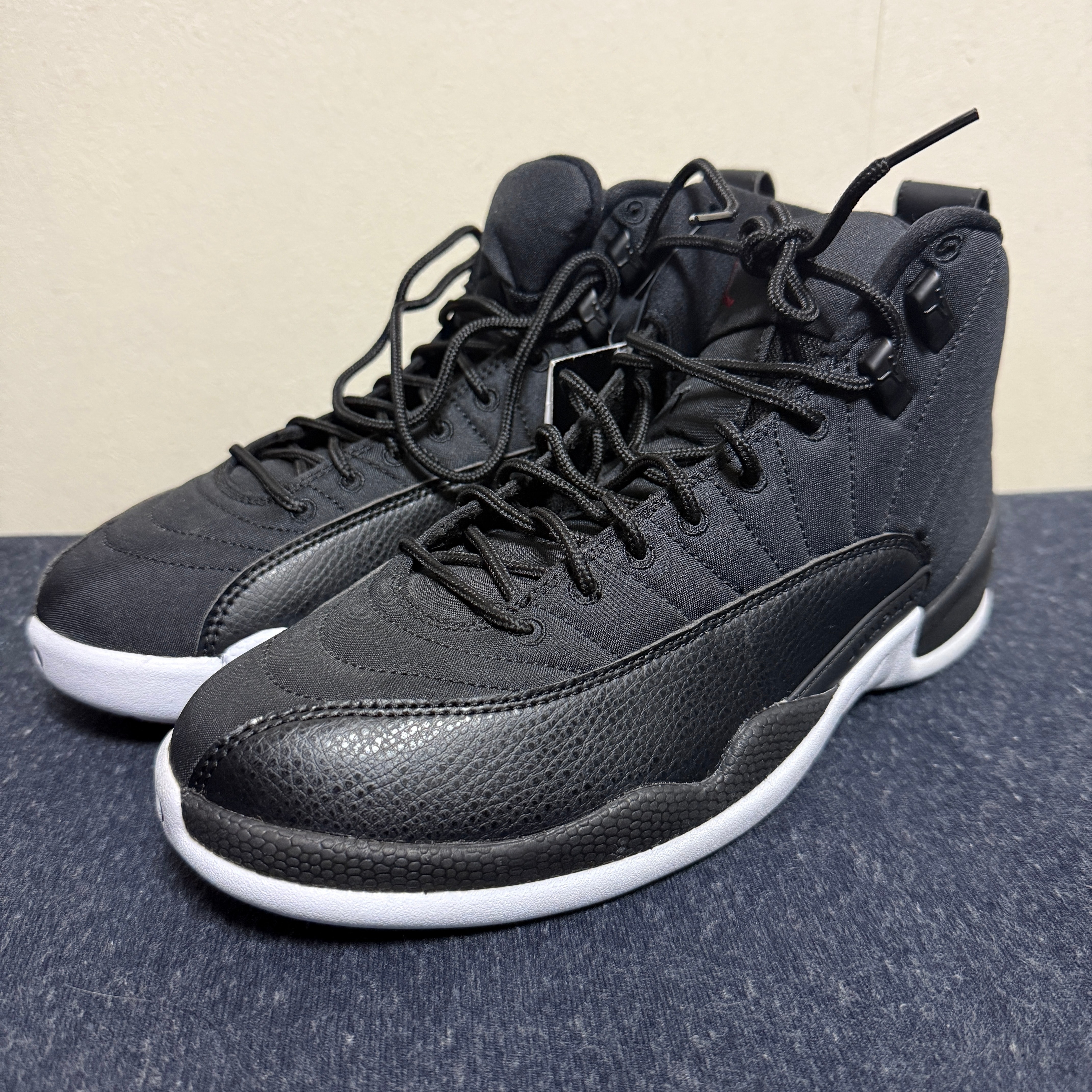 ナイキ エアジョーダン 12 レトロ "ナイロン"