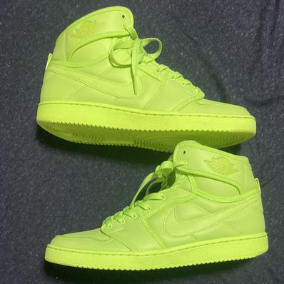 Billie Eilish × Nike Women's Air Jordan 1 High KO "Volt"