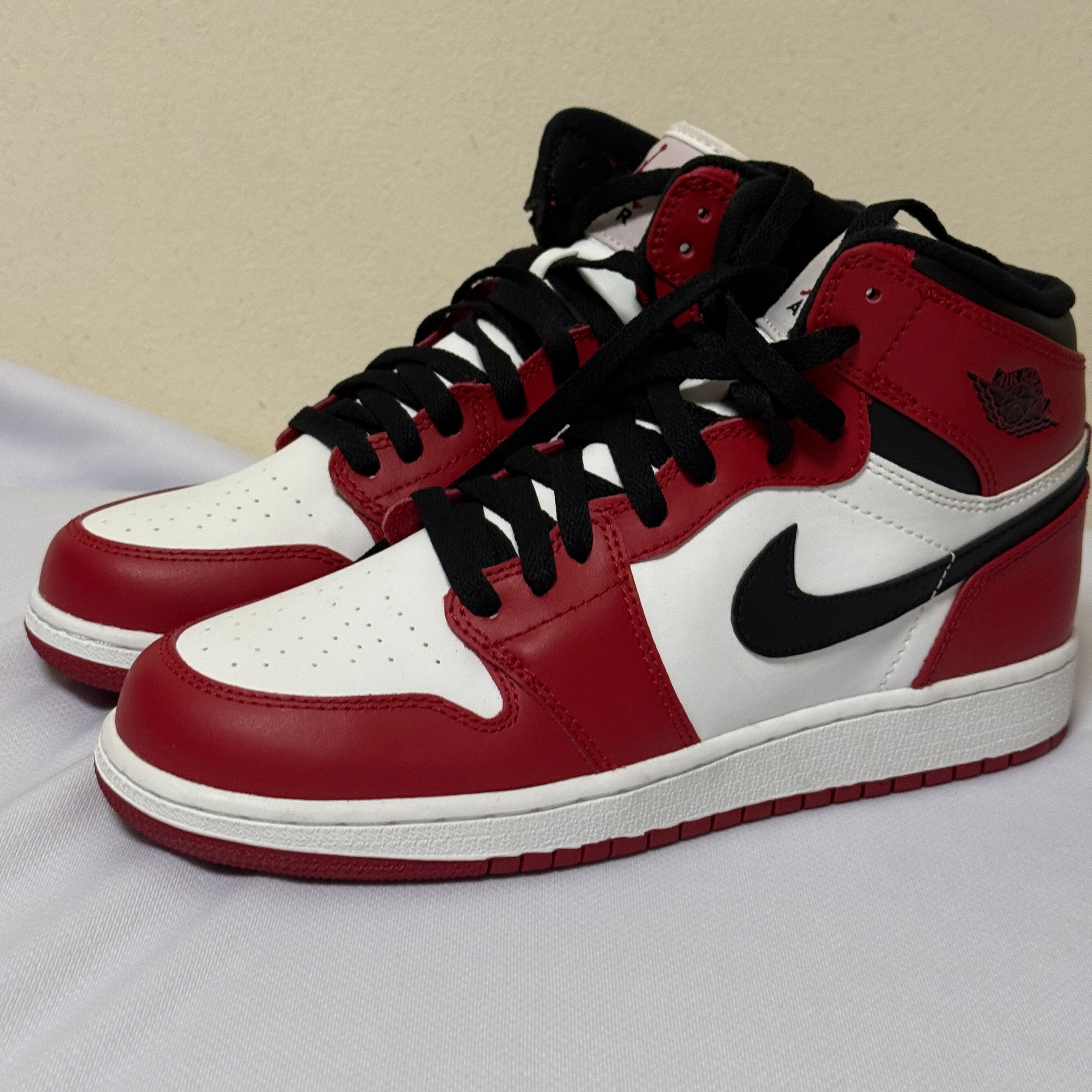 ナイキ GS エアジョーダン1 レトロ 