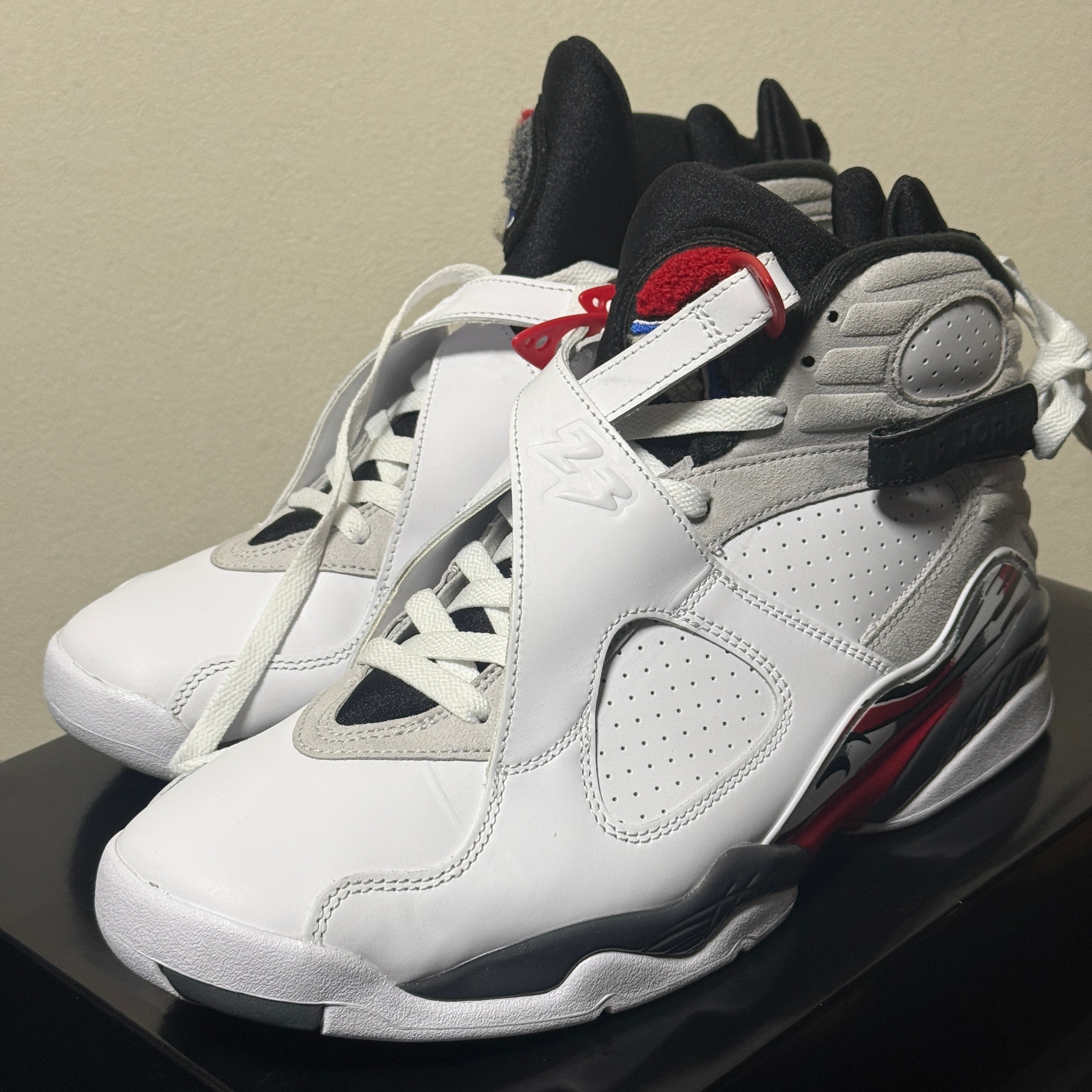 Nike Air Jordan 8 Retro OG "Bugs Bunny" (2025)