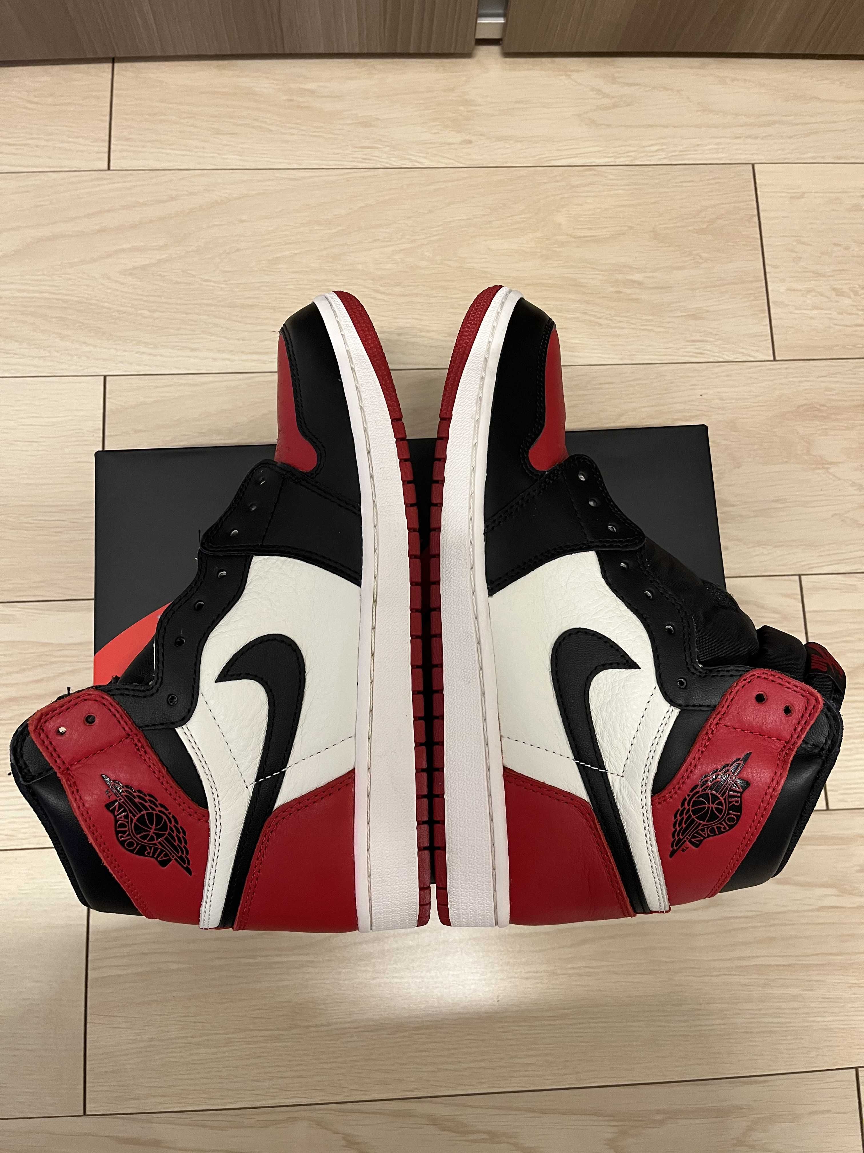 Nike Air Jordan 1 Retro High OG "Bred Toe"