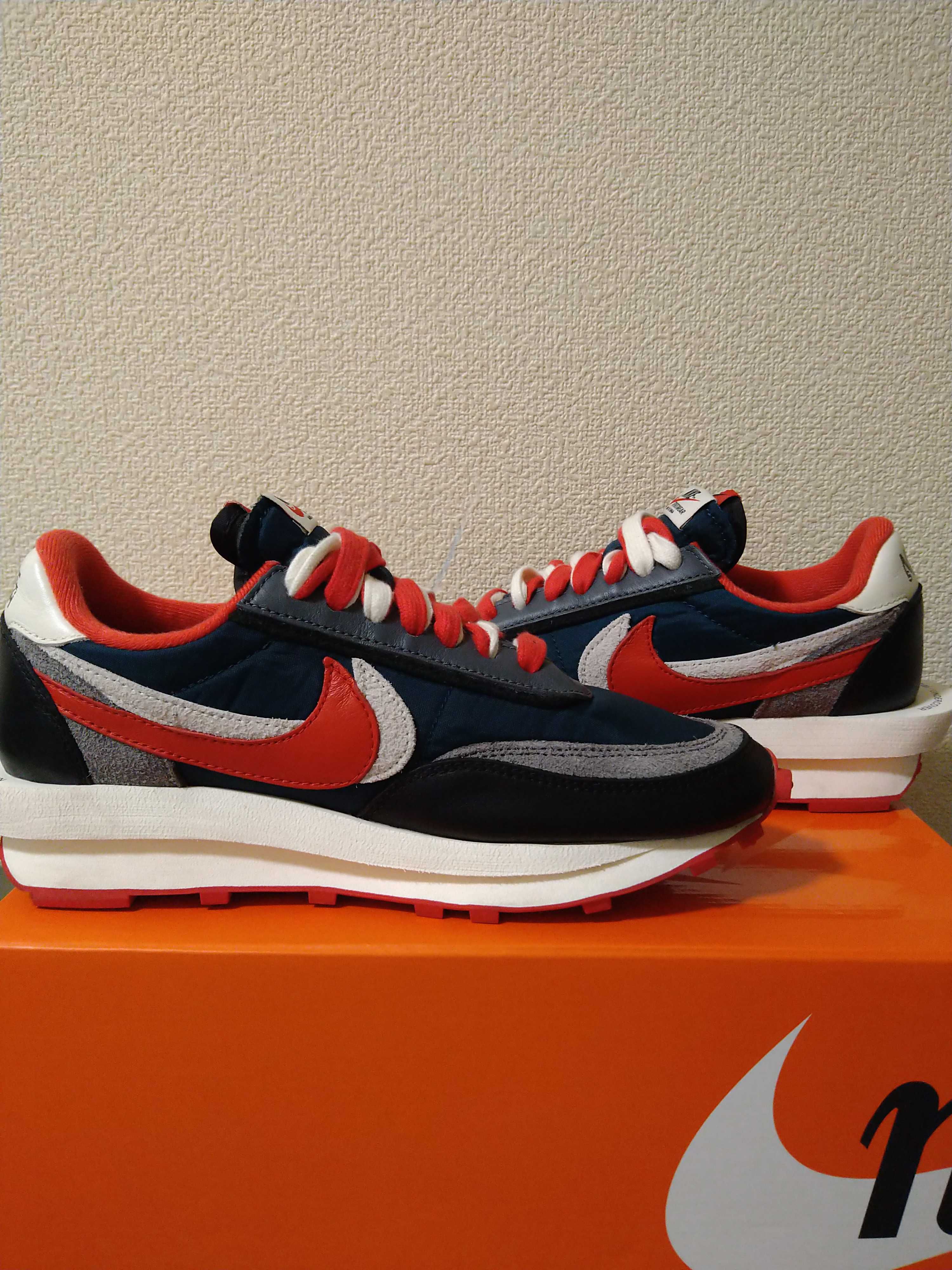 UNDERCOVER × sacai × Nike LD Waffle "Midnight Spruce/Pale Ivory-Dark Grey-University Red"