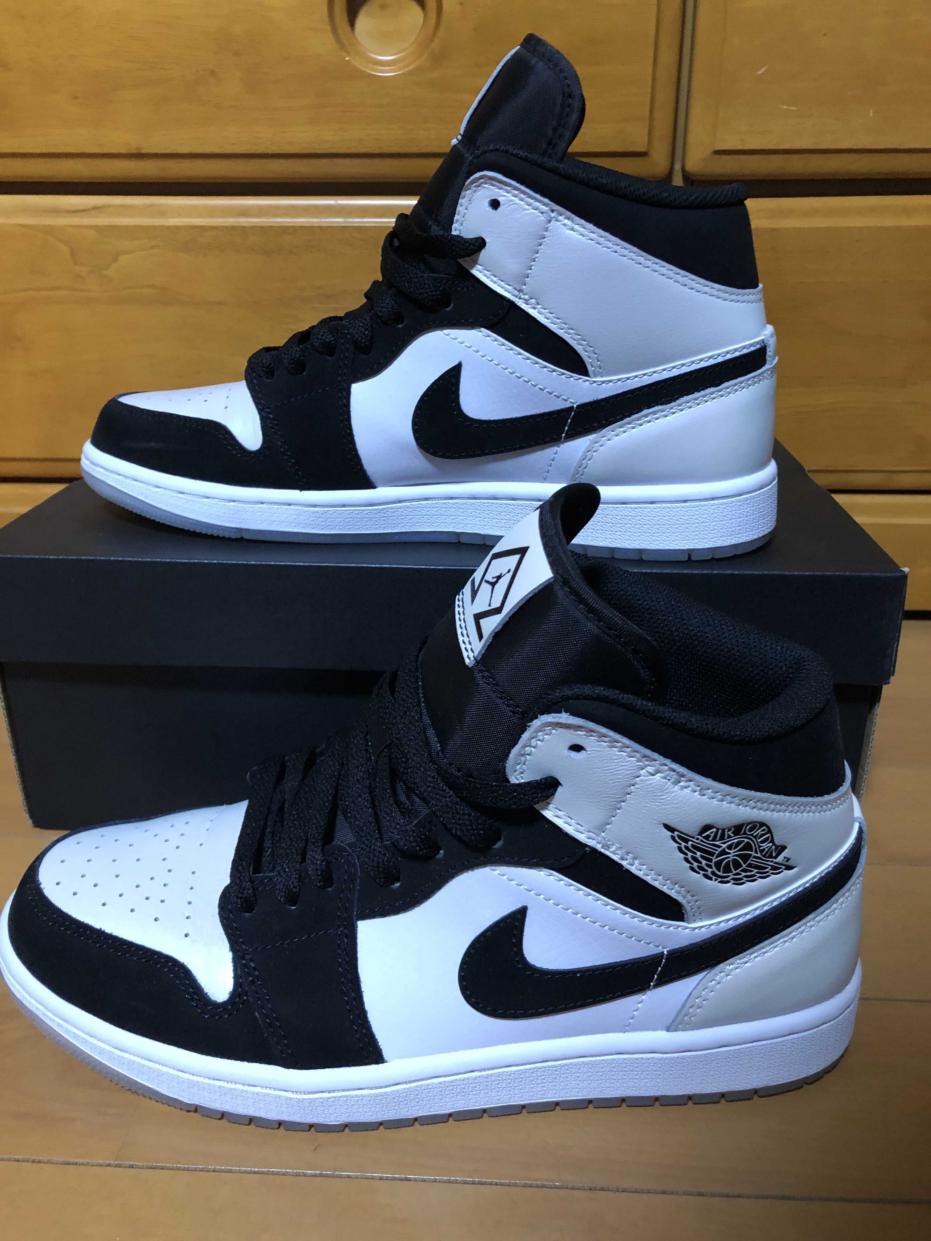 Nike Air Jordan 1 Mid "Omega/Black/White"