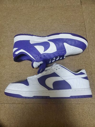 Nike Women's Dunk Low "Made You Look"