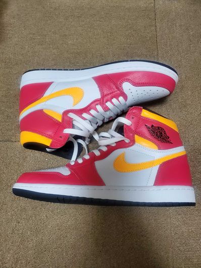 Nike Air Jordan 1 High OG "Light Fusion Red"