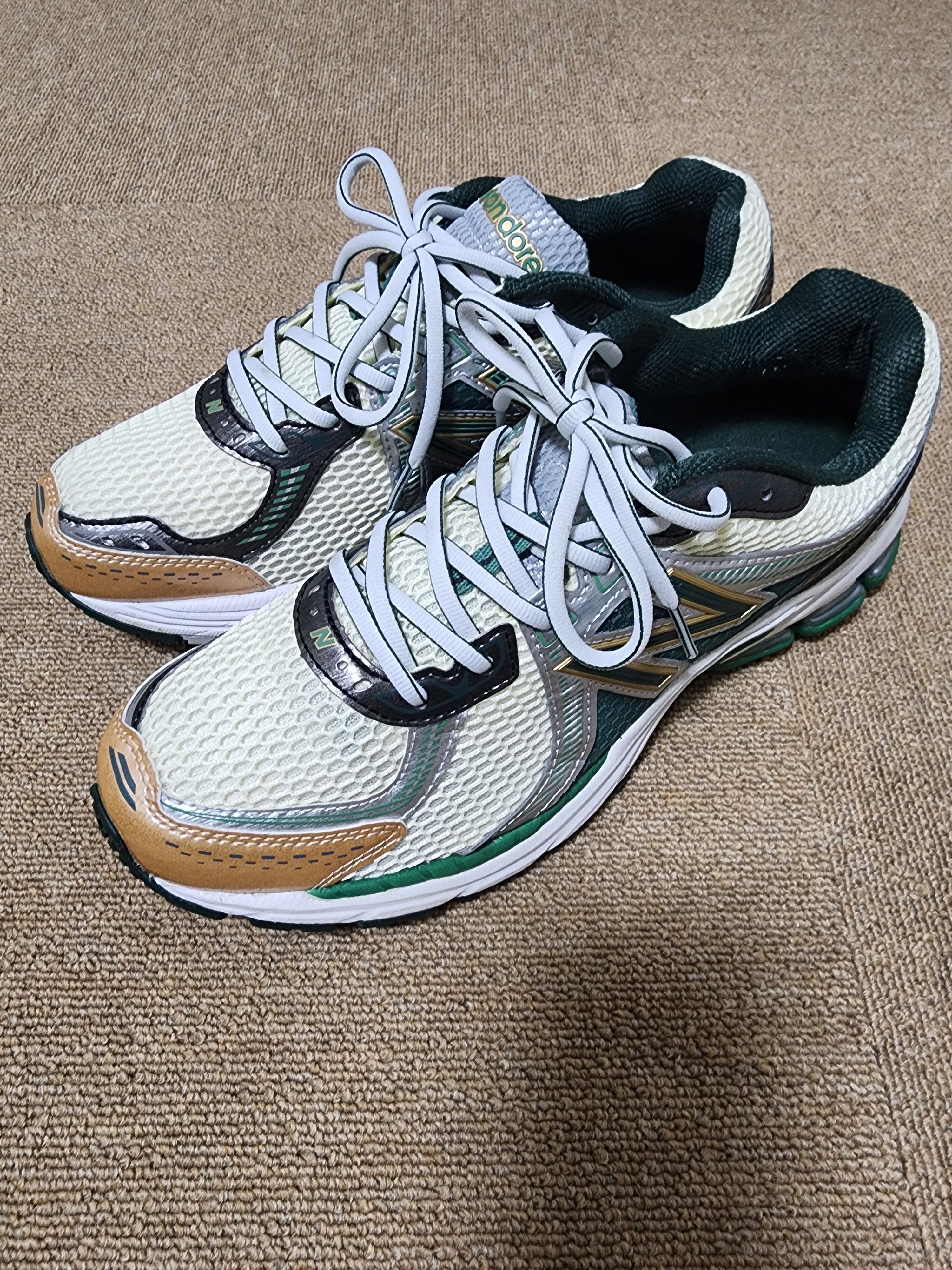 Aime Leon Dore × New Balance 860V2 "Green"