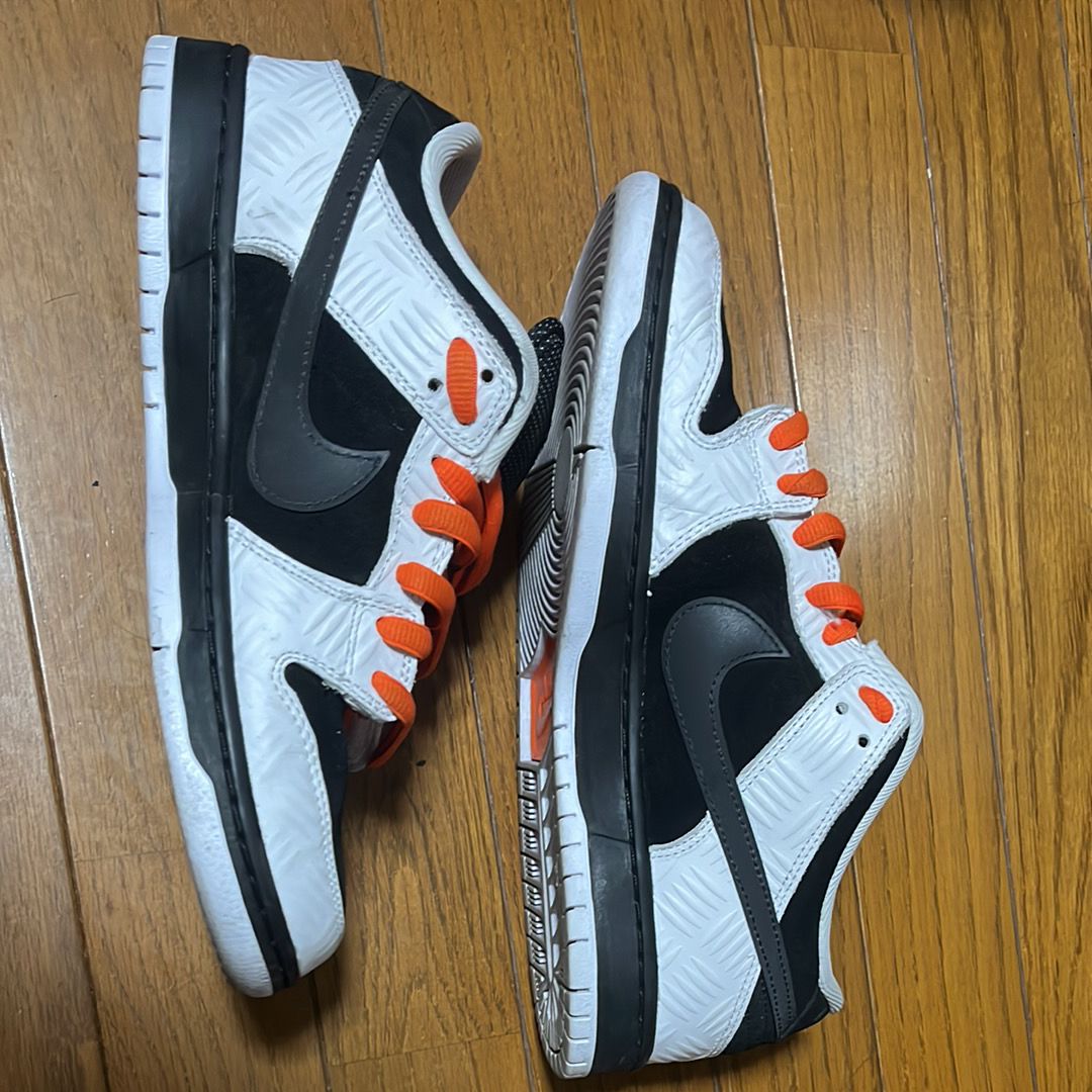 TIGHTBOOTH × Nike SB Dunk Low Pro QS "Black and White"
