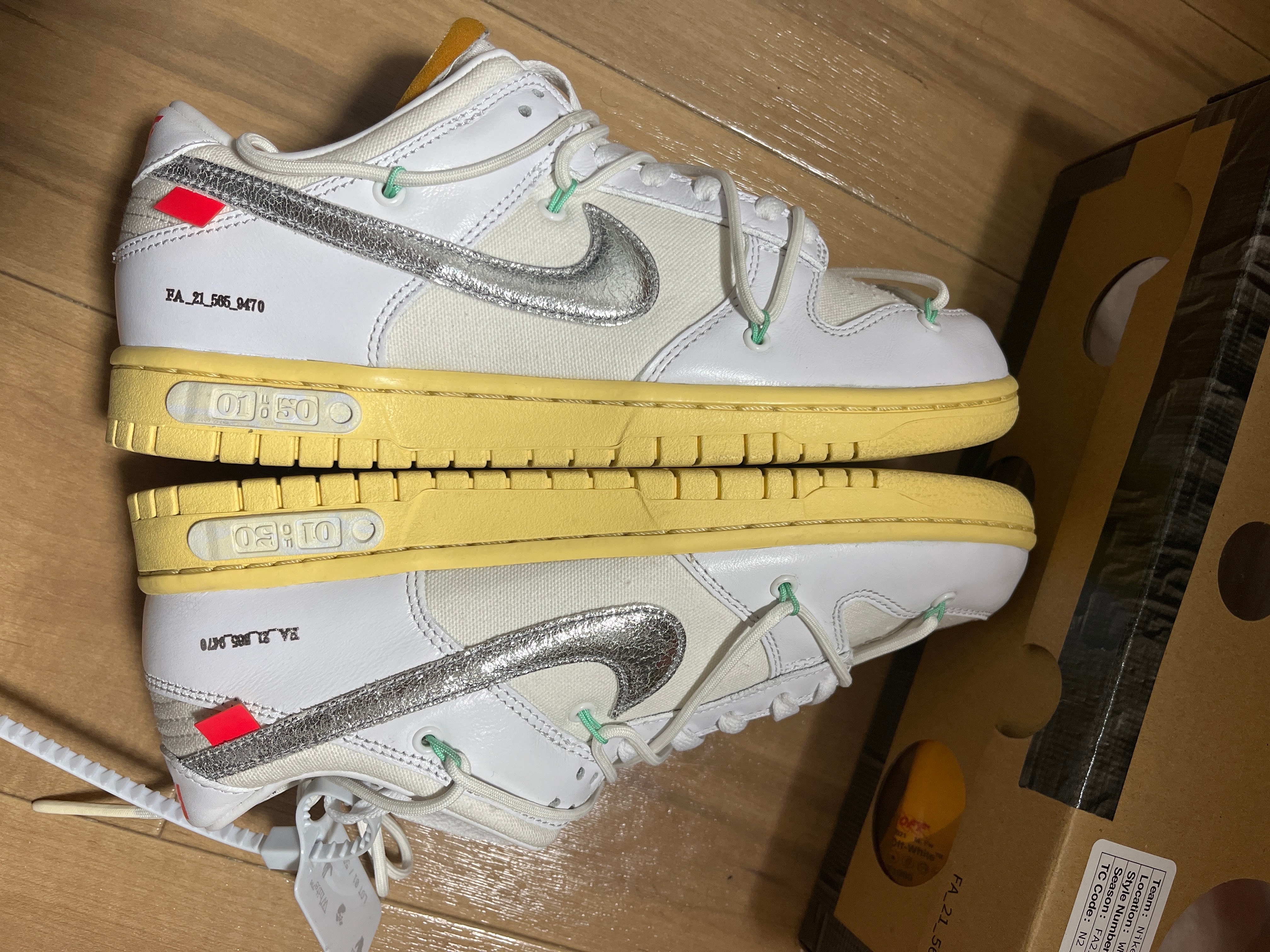 Off-White × Nike Dunk Low 1 of 50 "Lot.1"