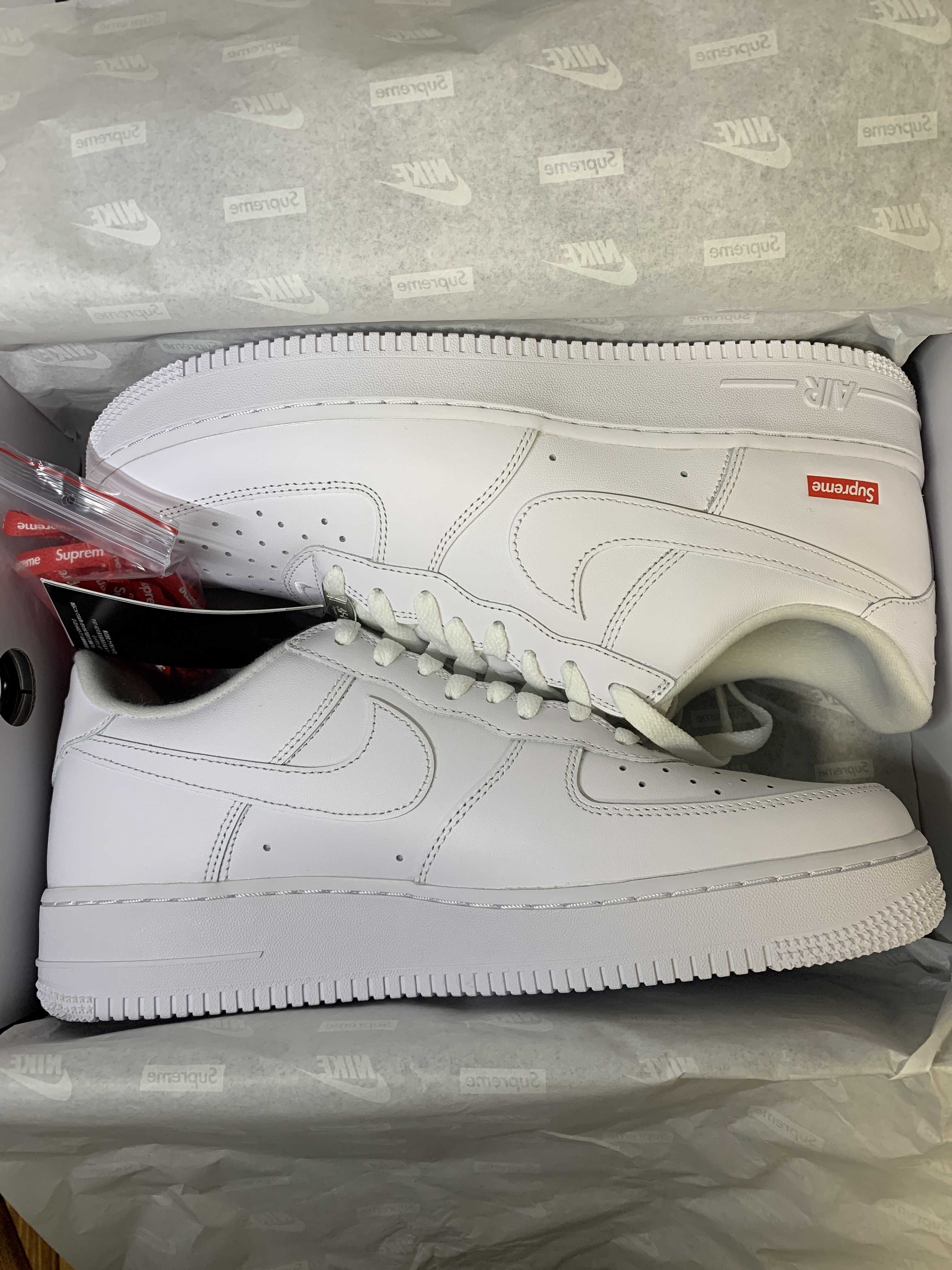 Supreme × Nike Air Force 1 Low "White"