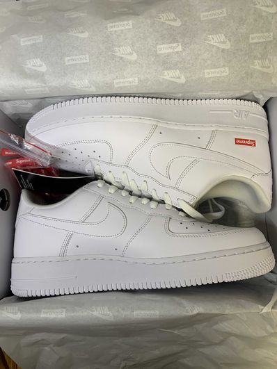 Supreme × Nike Air Force 1 Low "White"