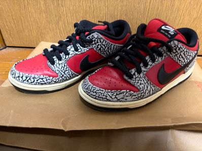 Supreme × Nike SB Dunk Low "Red Cement"(2012)