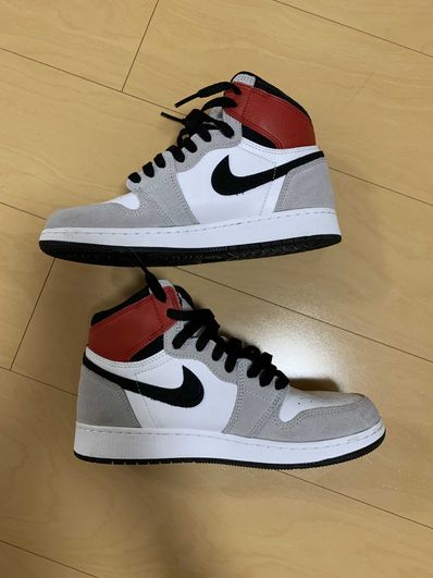 Nike GS Air Jordan 1 High OG "Light Smoke Grey"