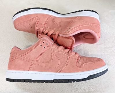 Nike SB Dunk Low "Pink Pig"