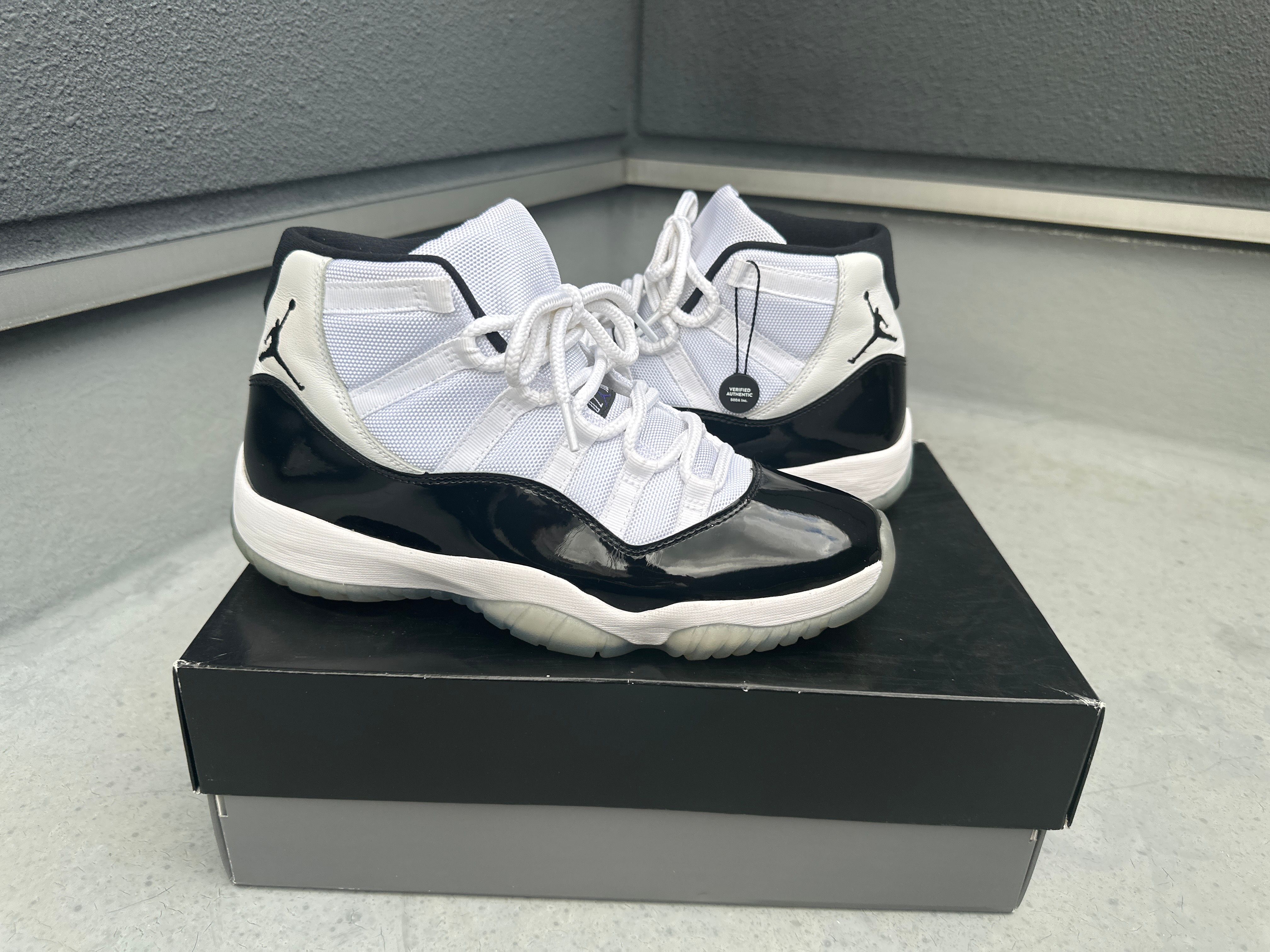 Nike Air Jordan 11 Retro "Concord" (2018)