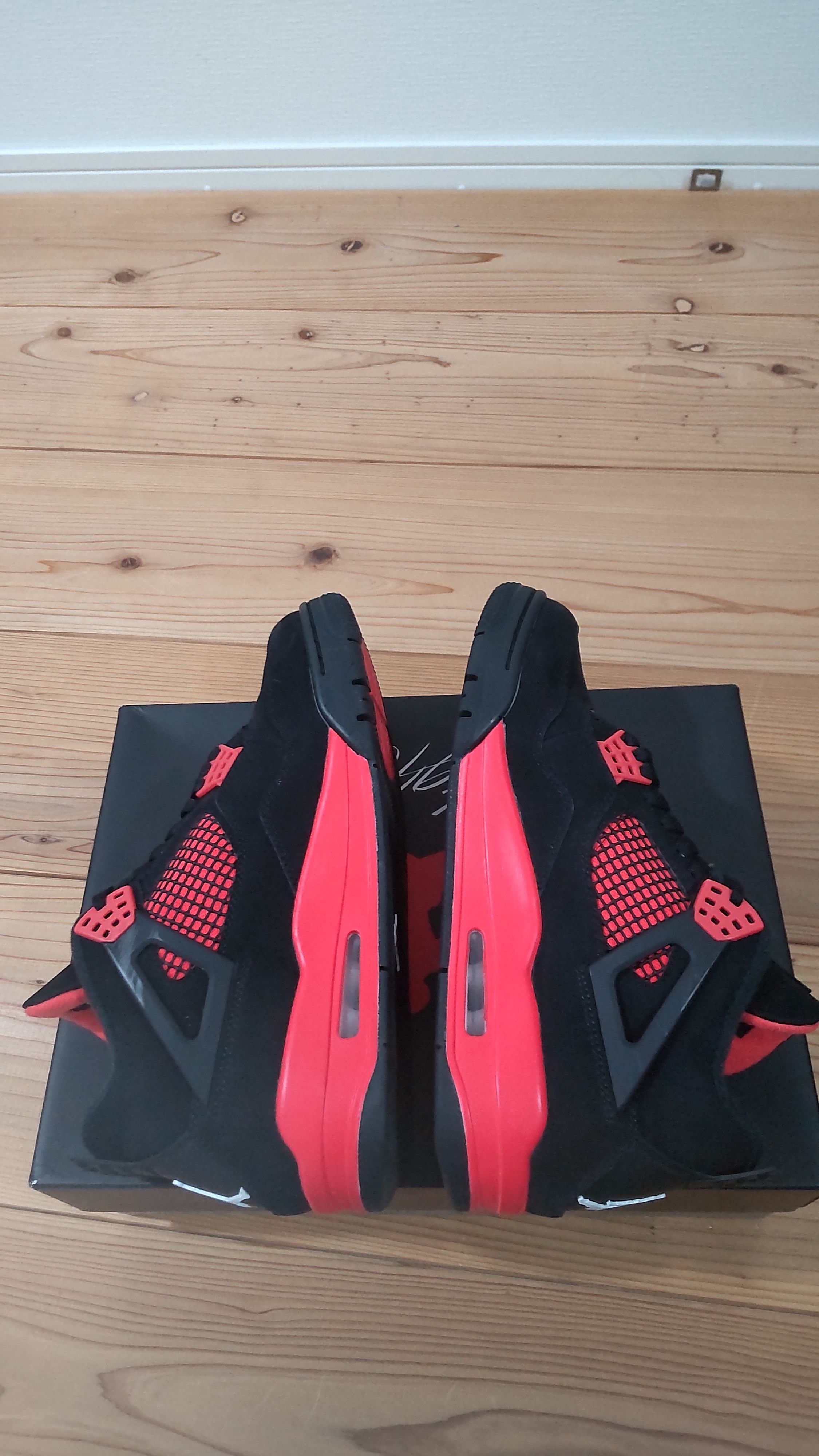 Nike Air Jordan 4 "Red Thunder/Crimson"