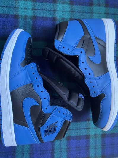 Nike Air Jordan 1 Retro High OG "Dark Marina Blue"
