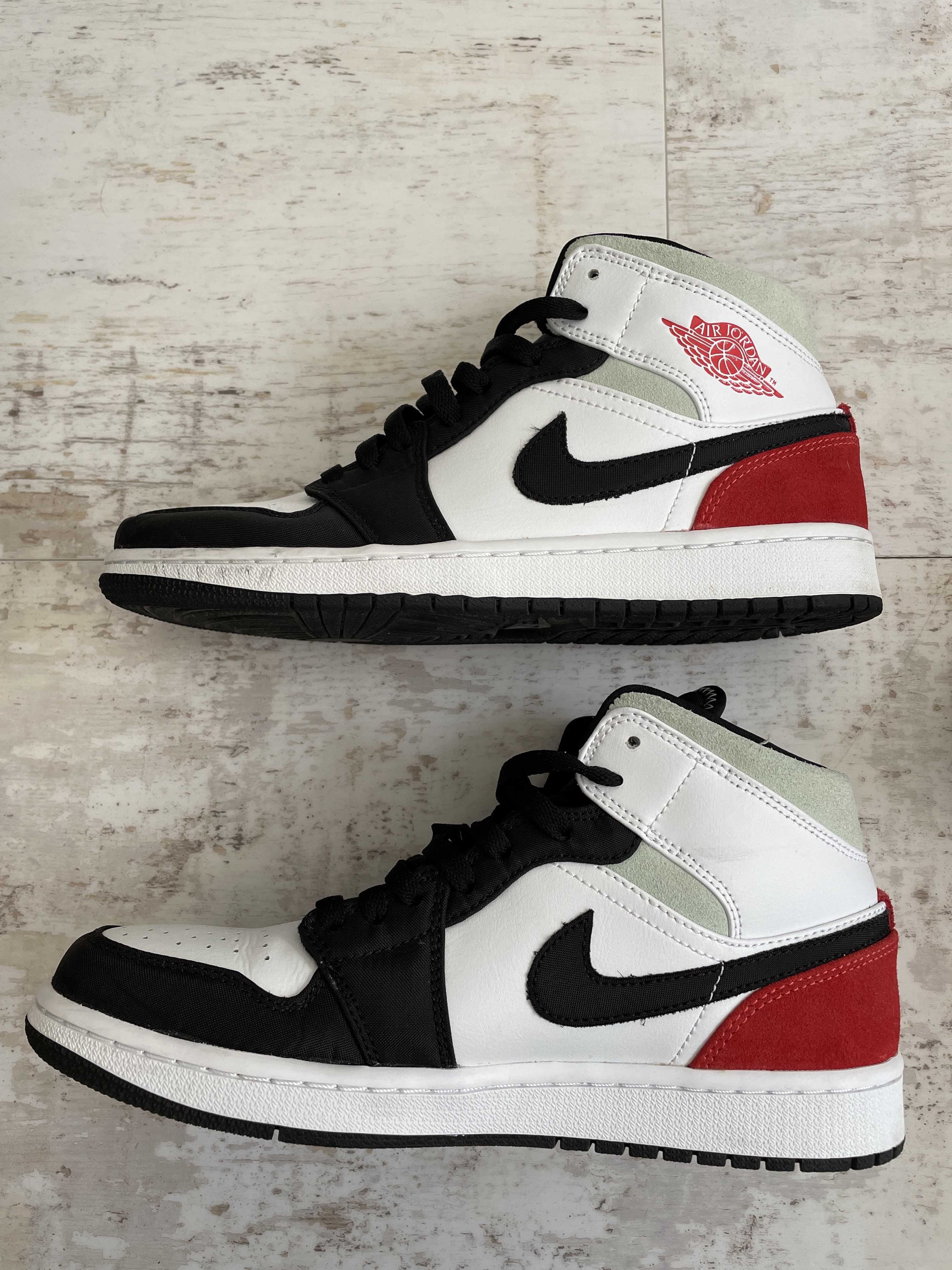 Nike Air Jordan 1 Mid SE "Black/Red/White"