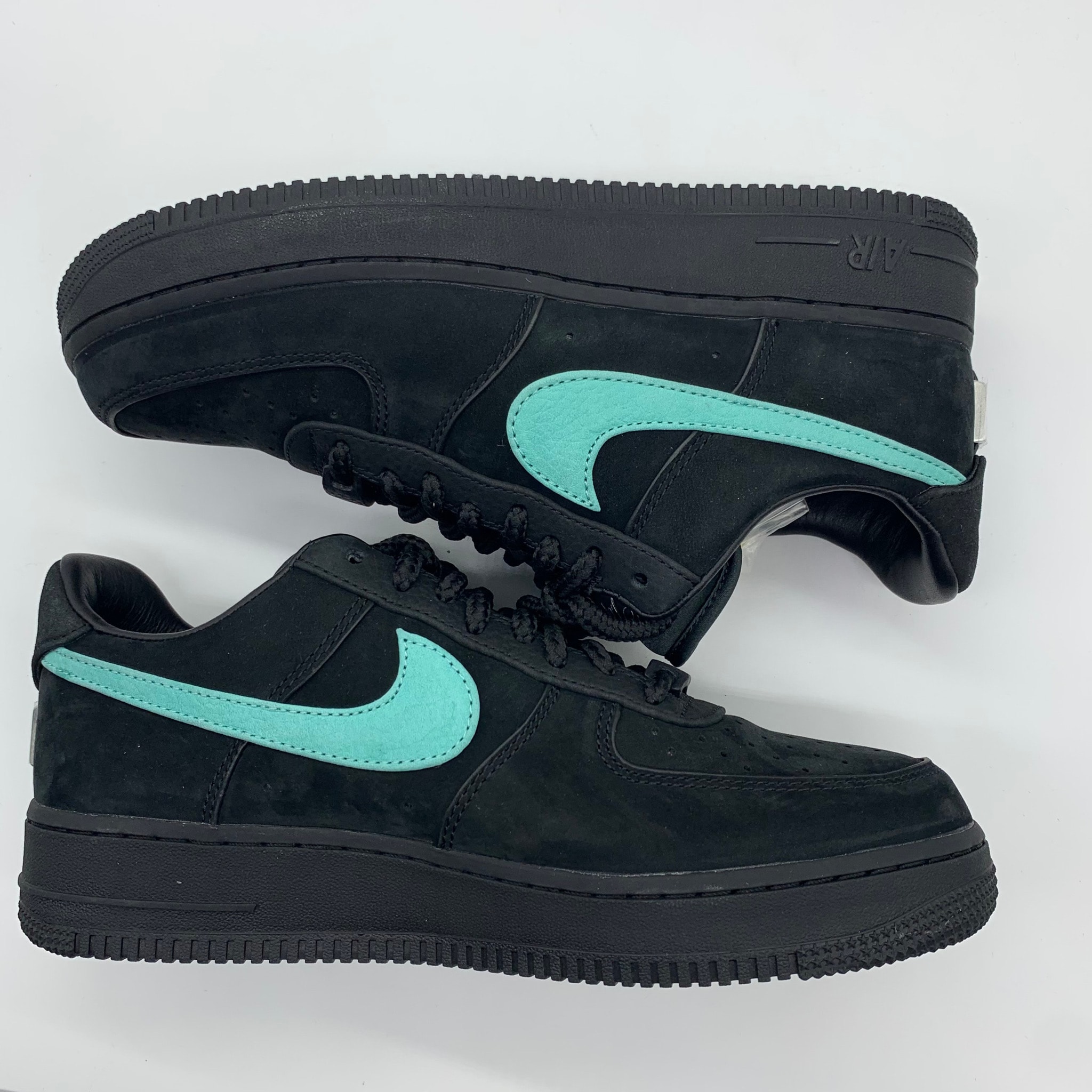 Tiffany & Co. × Nike Air Force 1 Low "1837"