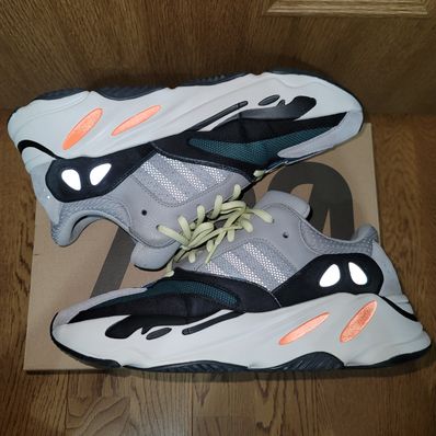 adidas YEEZY Boost 700 "Wave Runner"