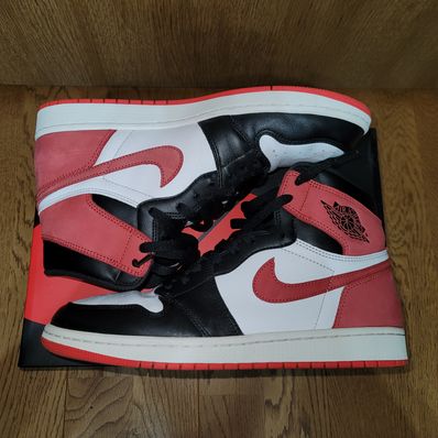 NIKE AIR JORDAN 1 RETRO HIGH "TRACK RED"