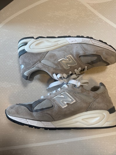New Balance 990V2 "Gray"