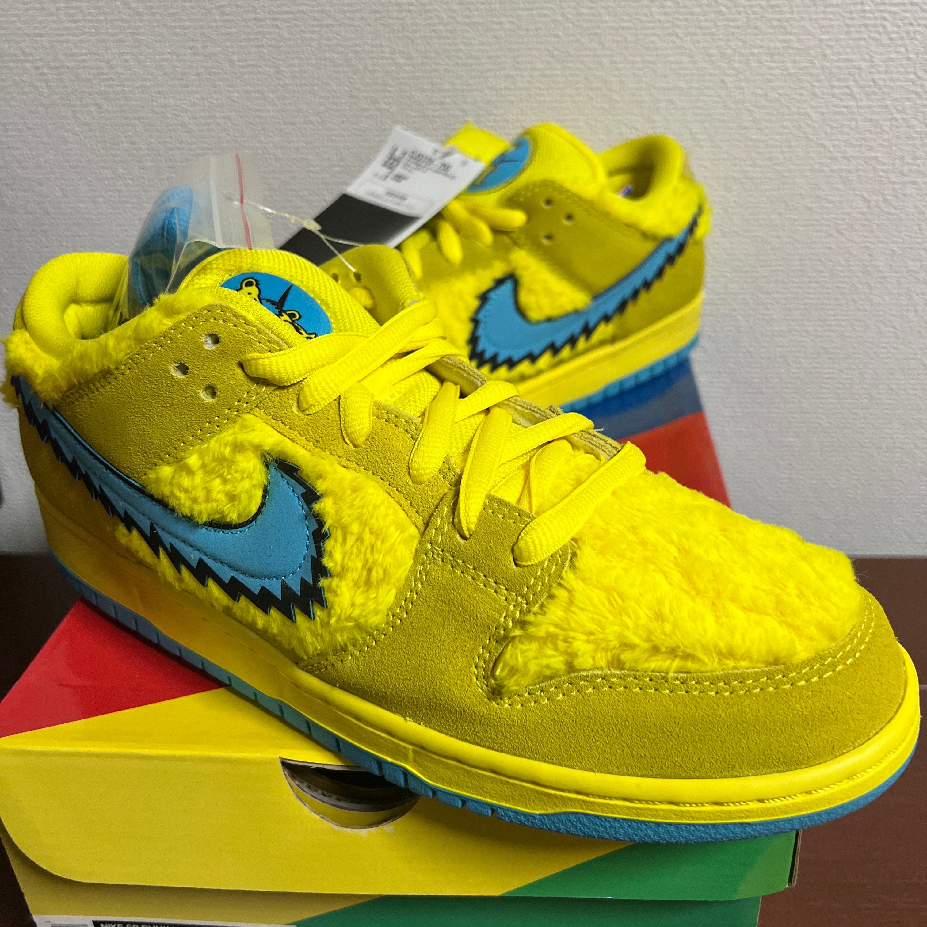 Grateful Dead × Nike SB Dunk Low "Yellow Bear"